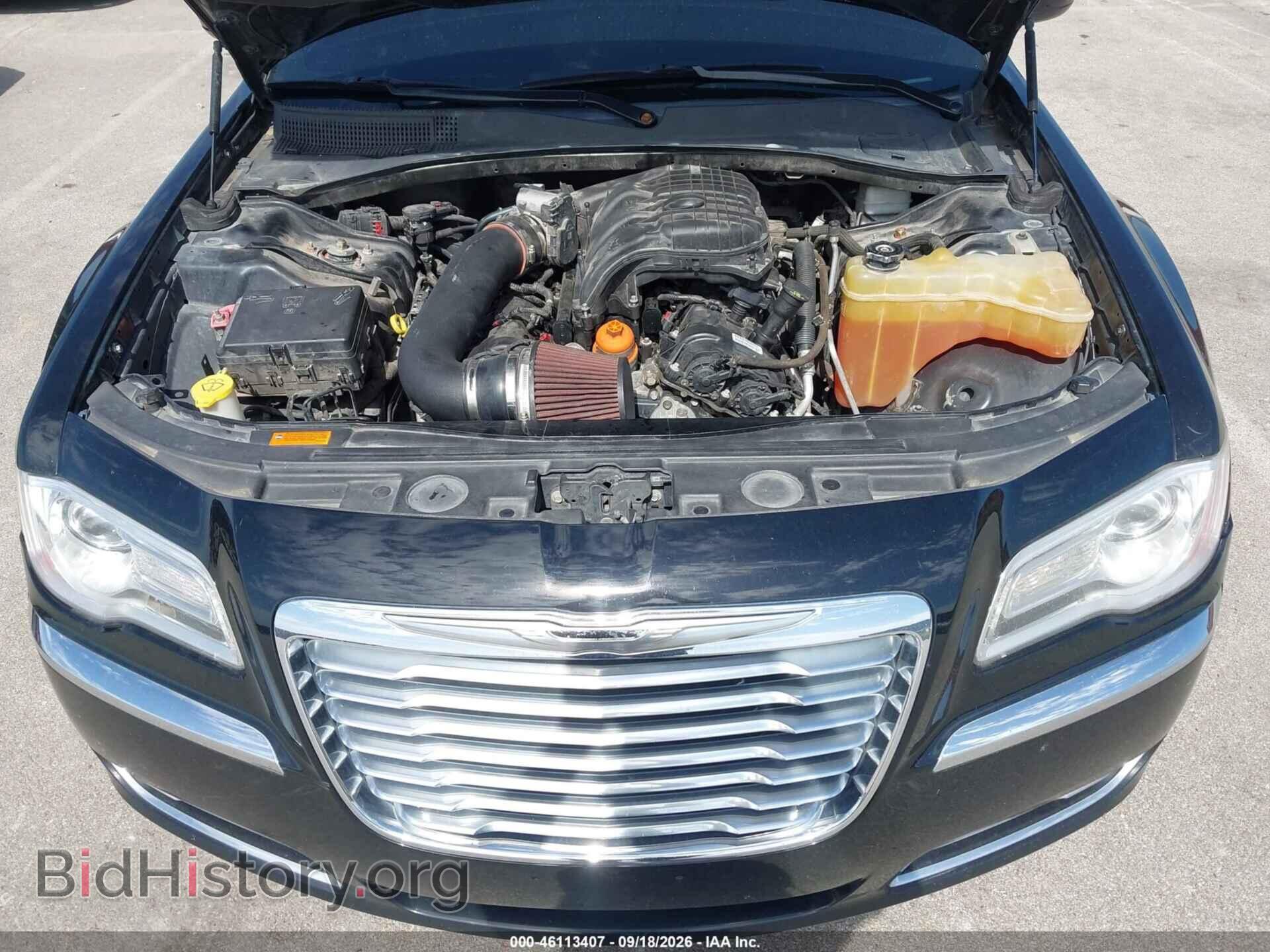 2013 CHRYSLER 300 - VIN: 2C3CCAAG2DH568939 - Фото 10