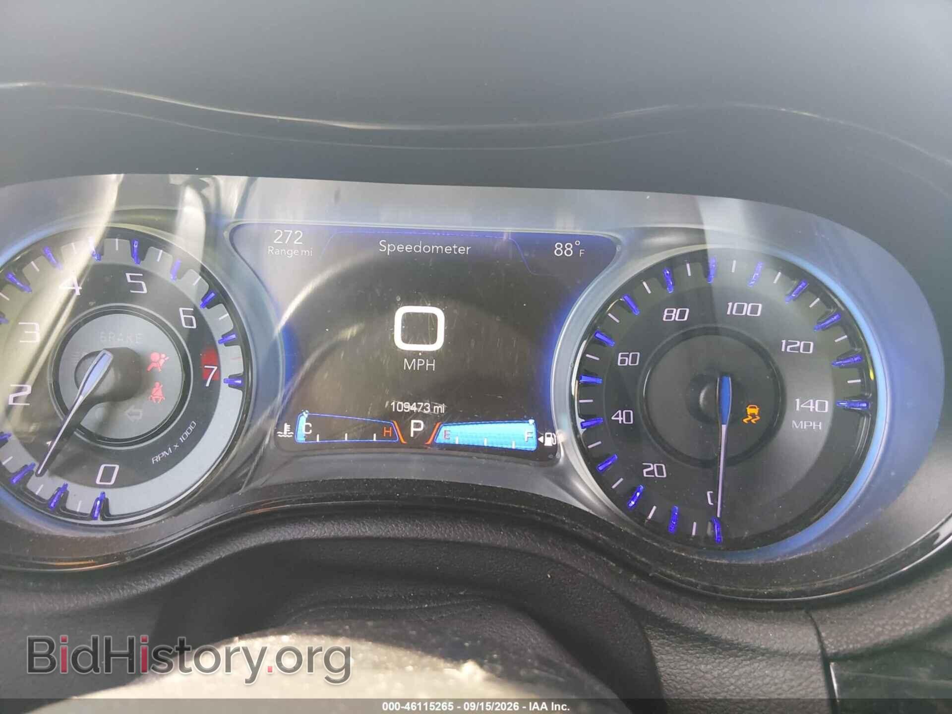 2018 CHRYSLER 300 - VIN: 2C3CCABG4JH266384 - Photo 7