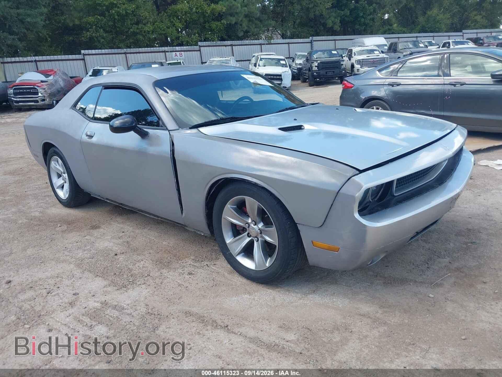 Photo 2B3CJ4DG0BH542546 - DODGE CHALLENGER 2011