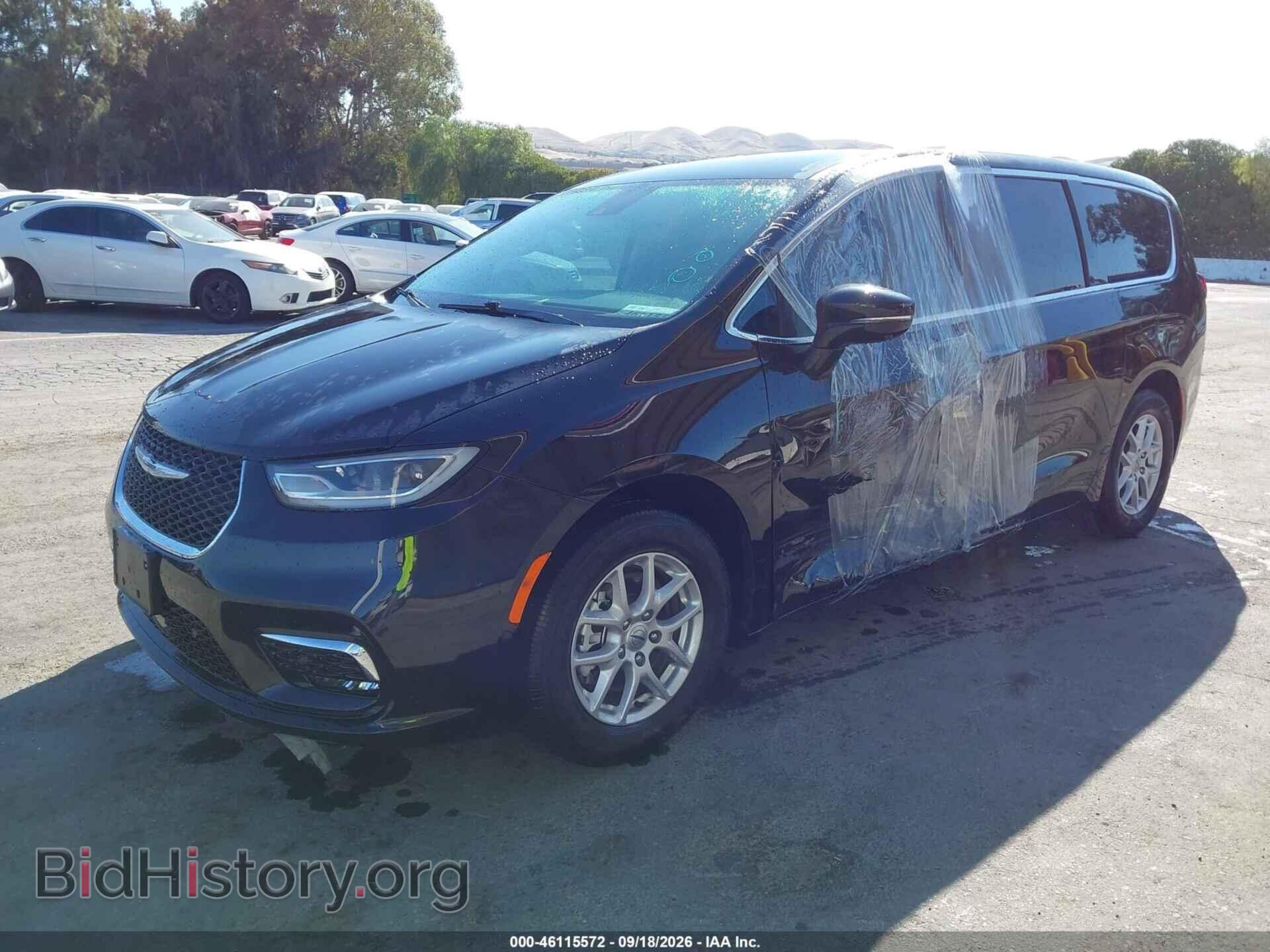 2024 CHRYSLER PACIFICA - VIN: 2C4RC1BG6RR129023 - Photo 2