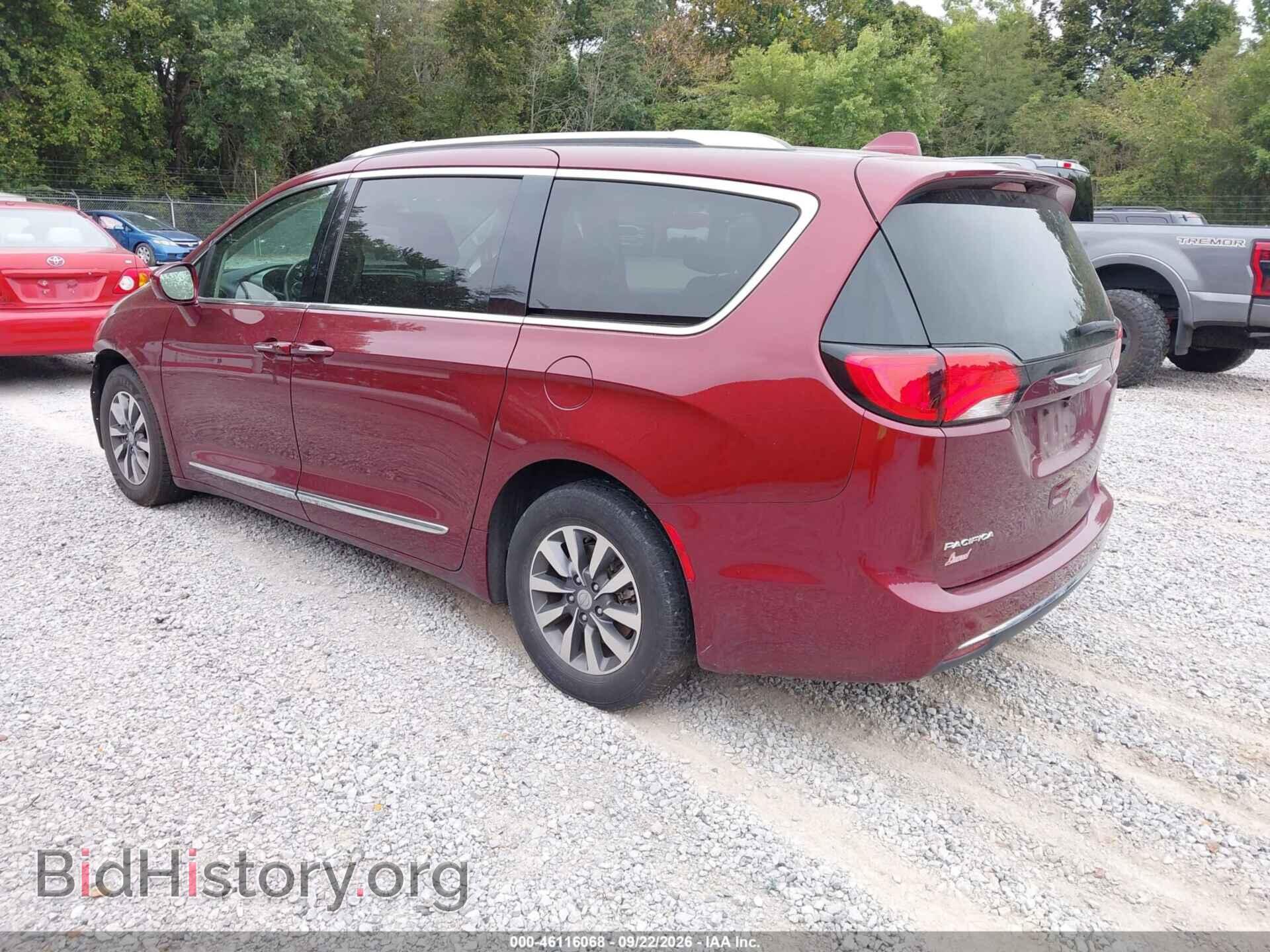 2020 CHRYSLER PACIFICA - VIN: 2C4RC1EG8LR242135 - Фото 3