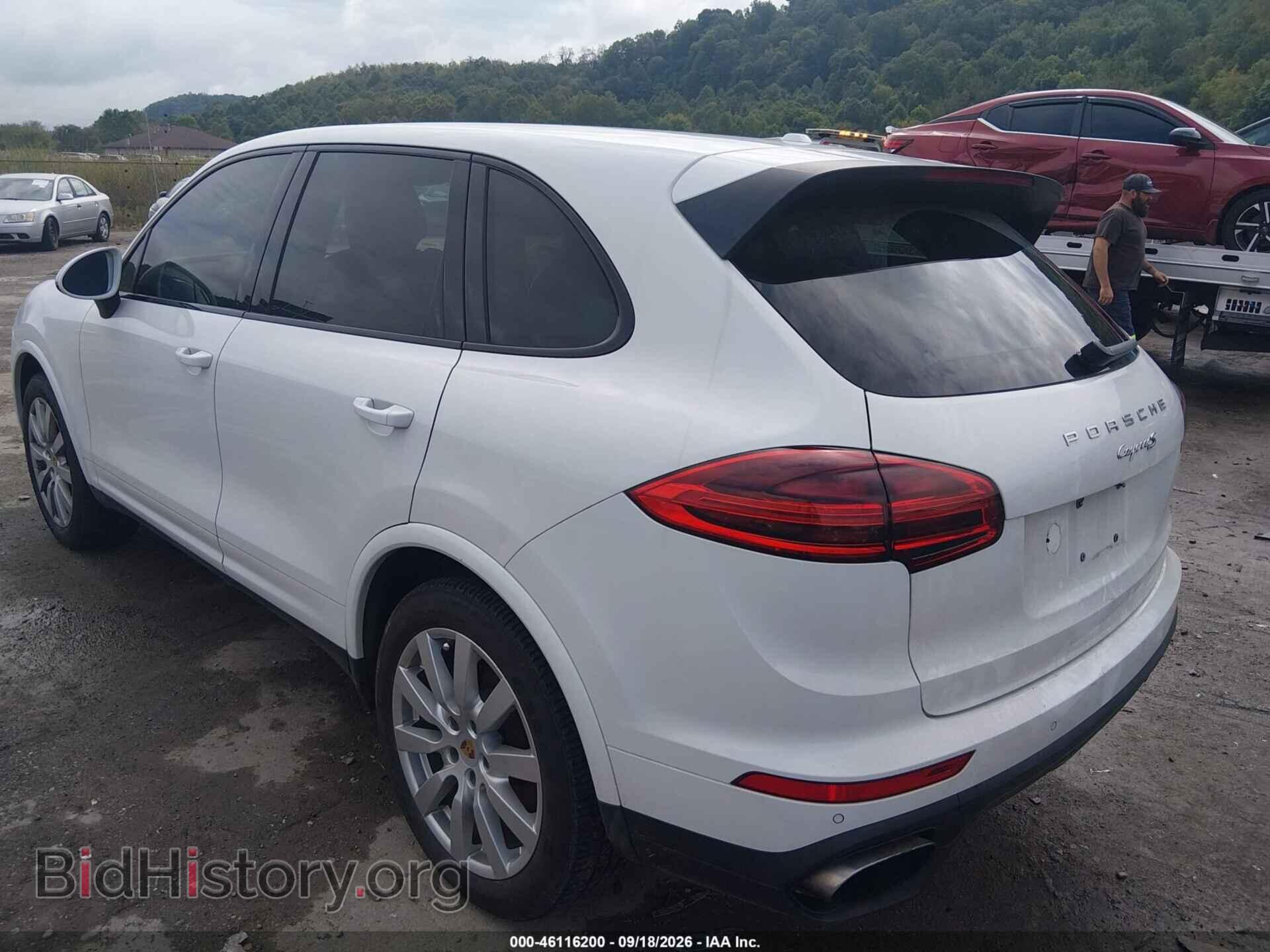 2017 PORSCHE CAYENNE - VIN: WP1AA2A22HKA92353 - Фото 3