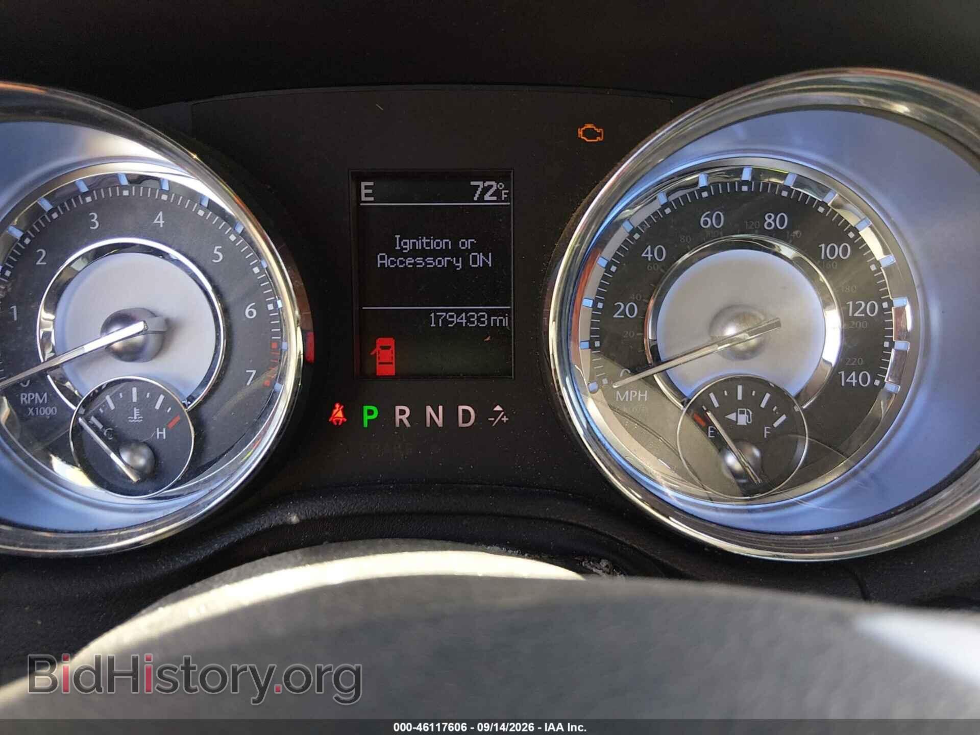 2011 CHRYSLER 300 - VIN: 2C3CA5CG5BH522335 - Фото 7