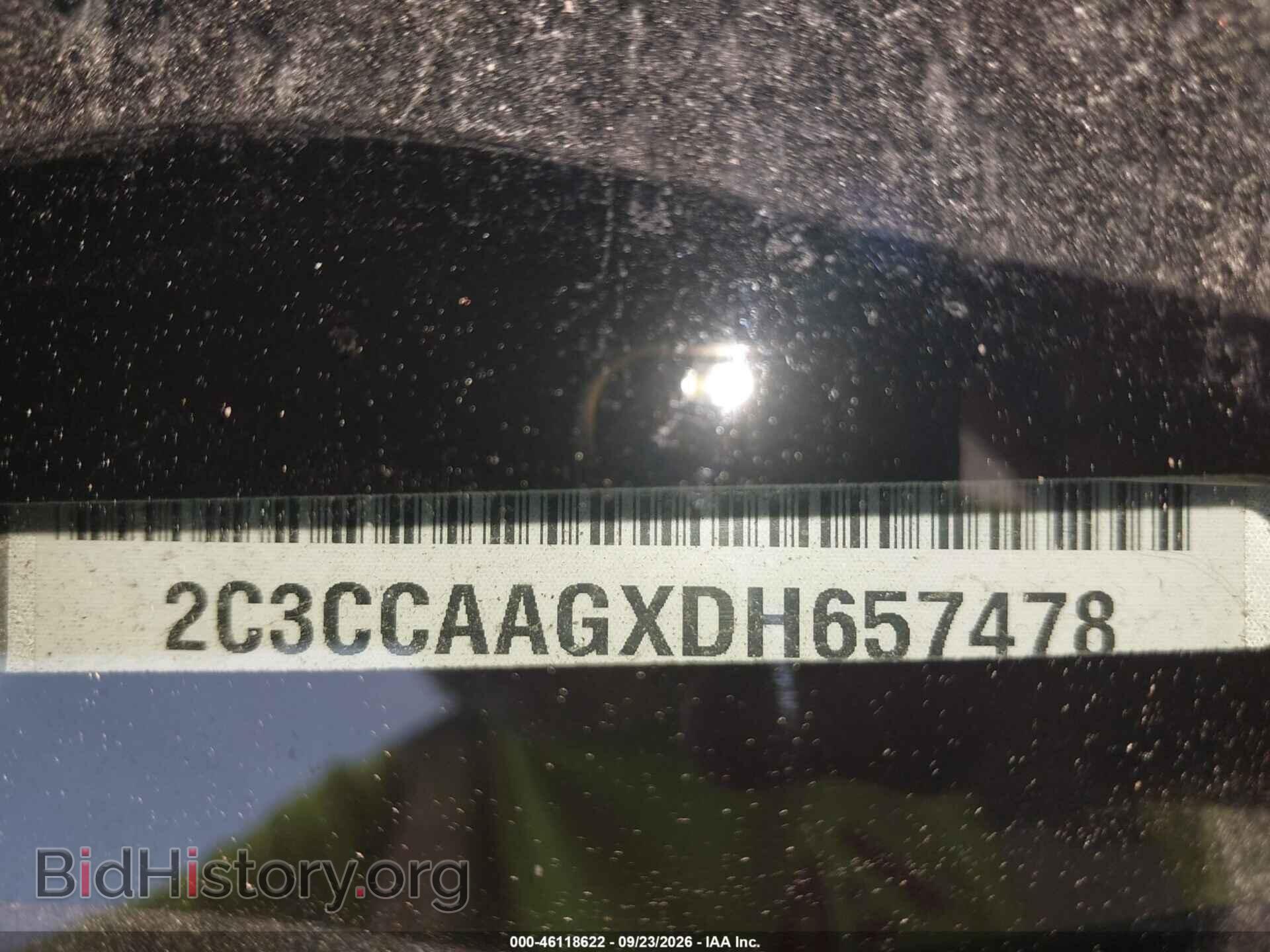2013 CHRYSLER 300 - VIN: 2C3CCAAGXDH657478 - Фото 9