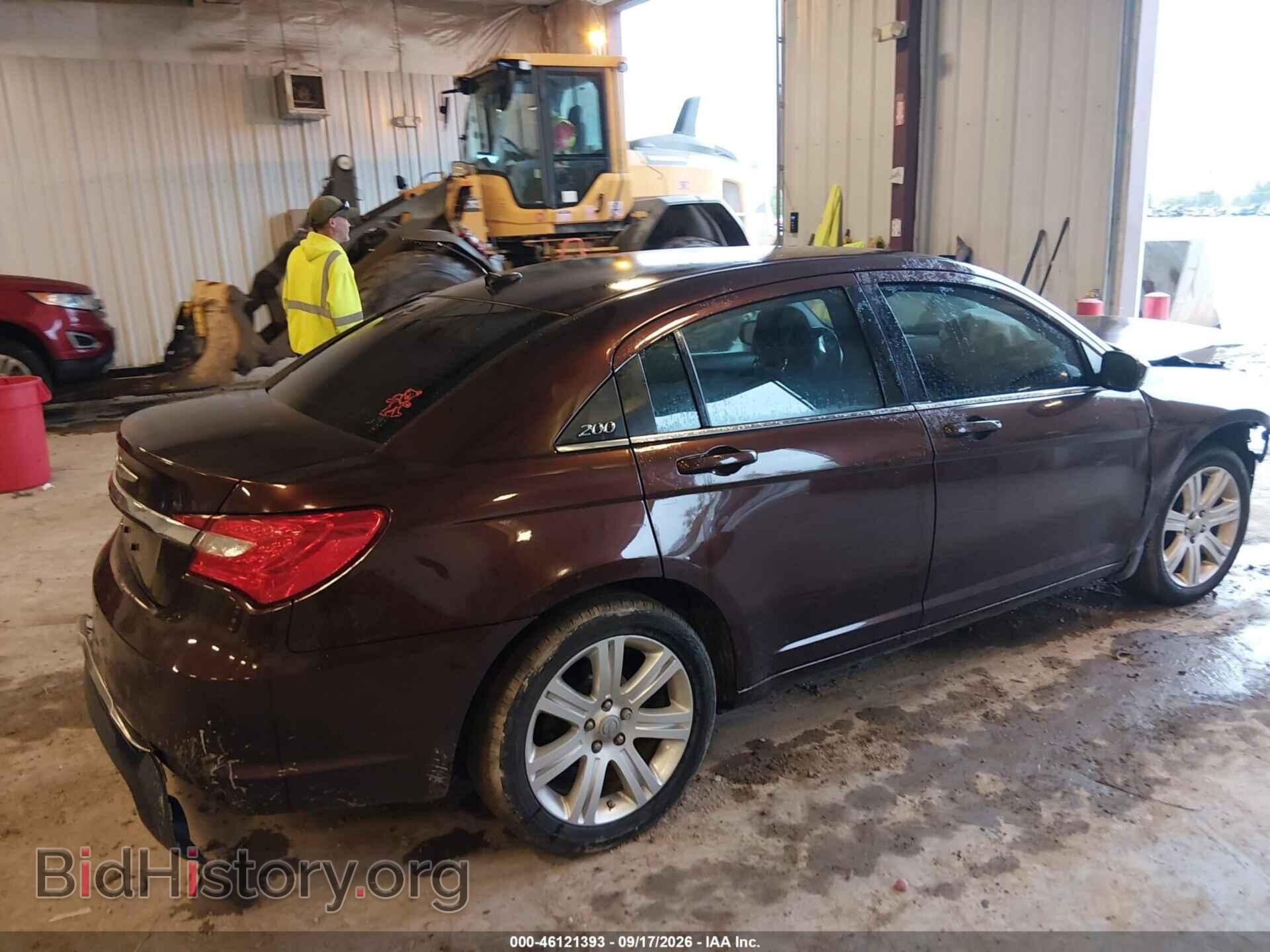 2013 CHRYSLER 200 - VIN: 1C3CCBBB8DN584580 - Photo 4