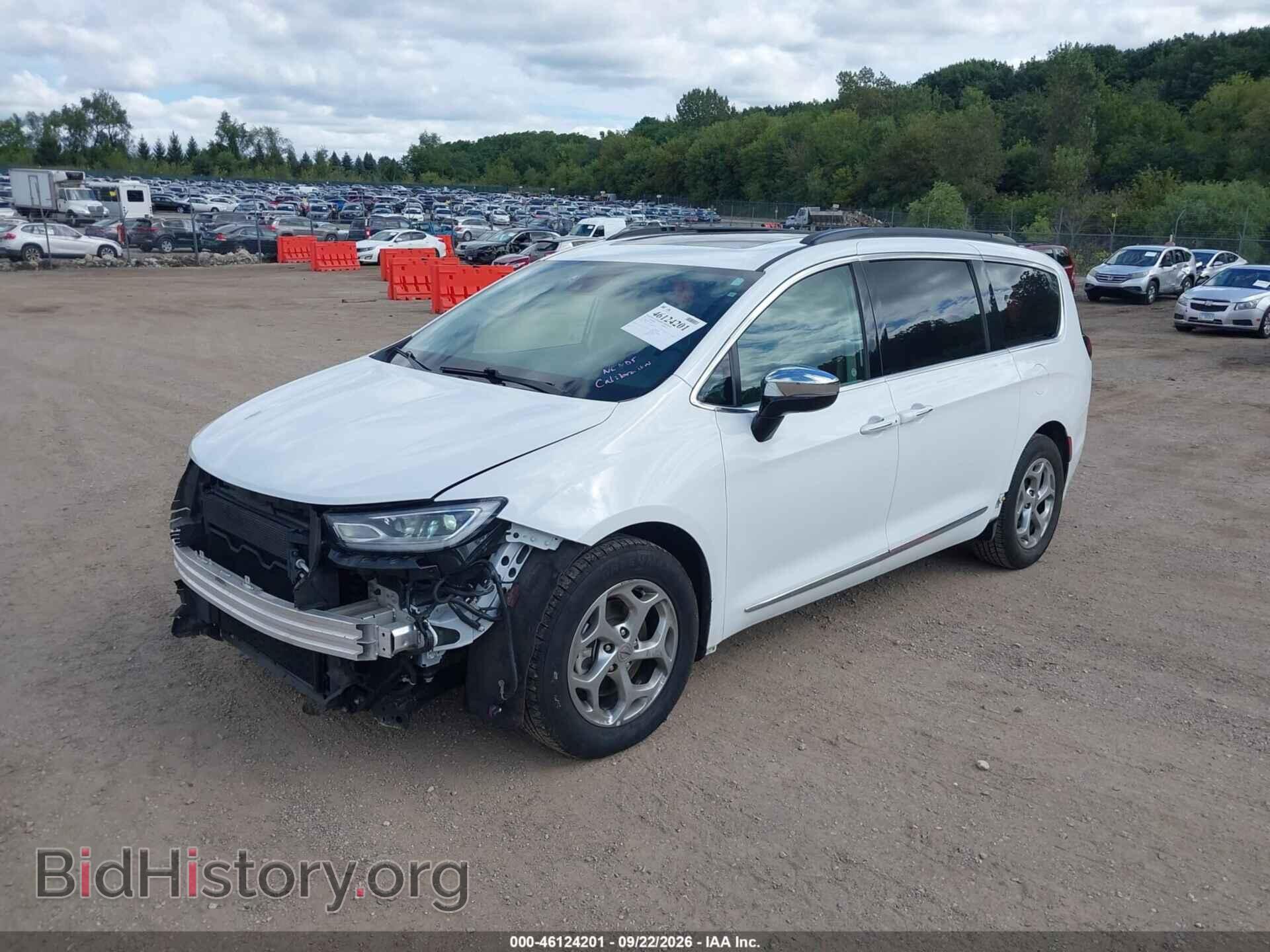 2023 CHRYSLER PACIFICA - VIN: 2C4RC1GG7PR573582 - Photo 2
