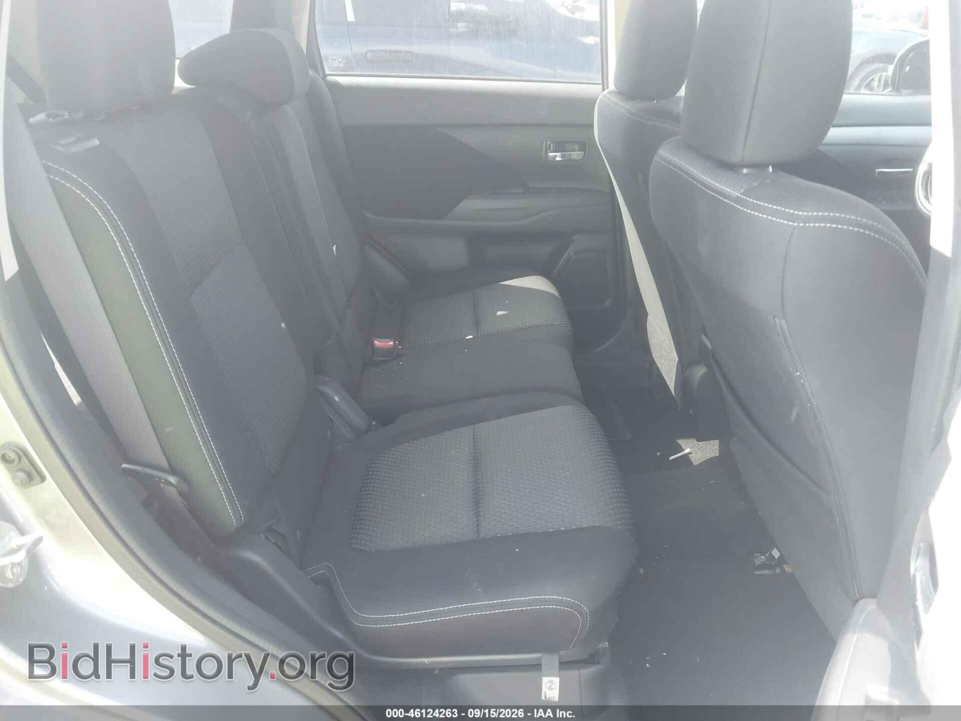 2016 MITSUBISHI OUTLANDER - VIN: JA4AD3A38GZ015459 - Фото 8