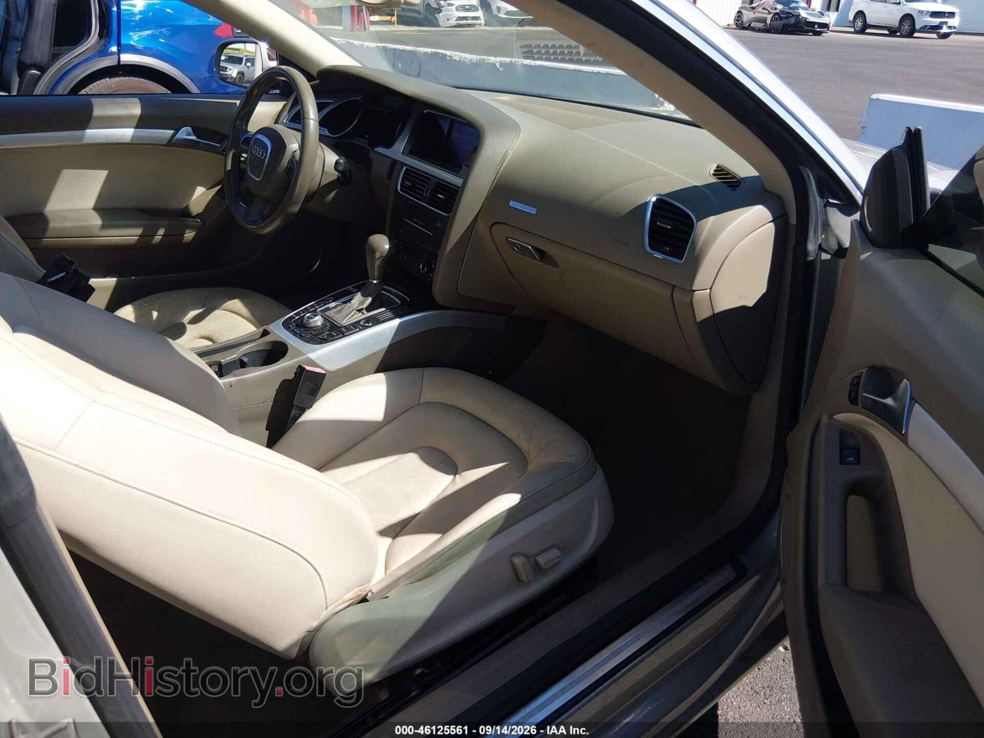 2010 AUDI A5 - VIN: WAULFBFR0AA030914 - Фото 5