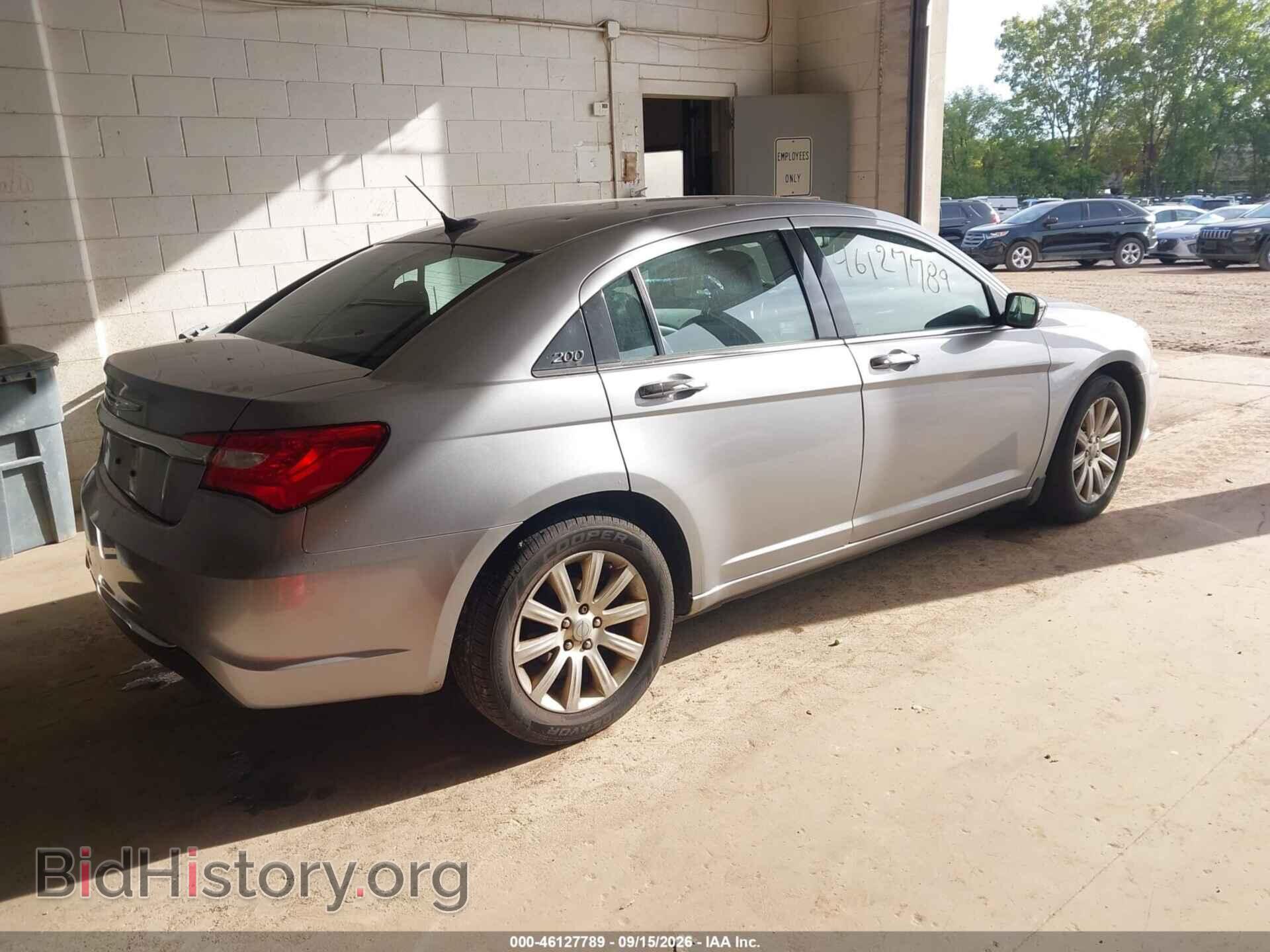 2013 CHRYSLER 200 - VIN: 1C3CCBCG3DN510610 - Photo 4