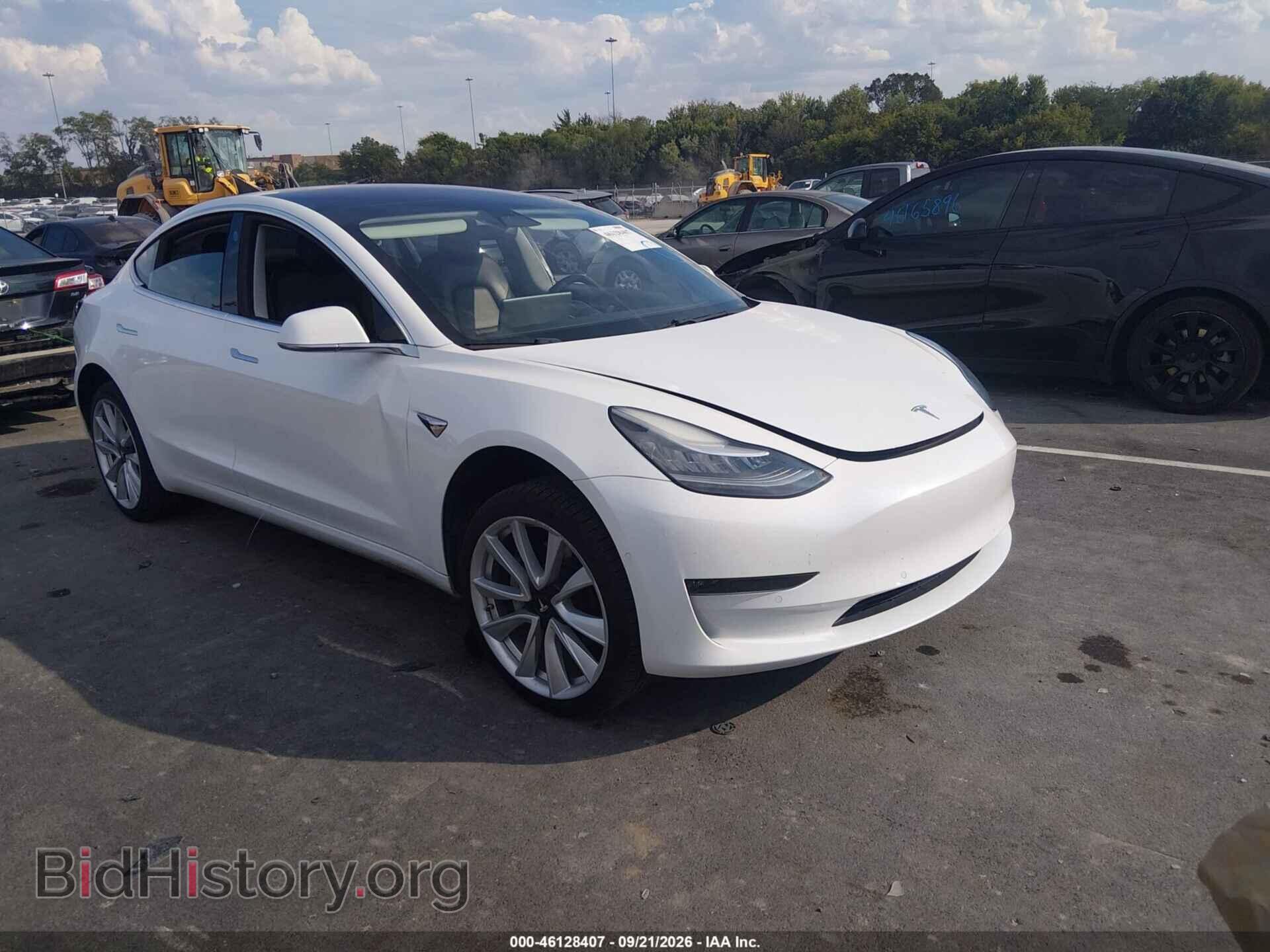 Фотография 5YJ3E1EA3JF024981 - TESLA MODEL 3 2018