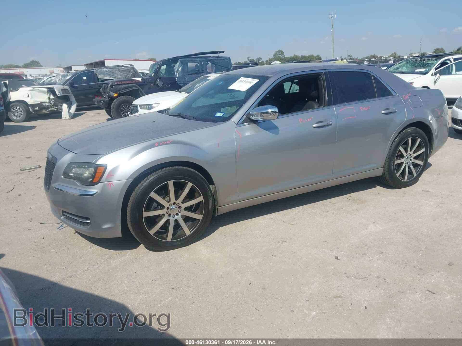 2014 CHRYSLER 300 - VIN: 2C3CCARG3EH253153 - Photo 2