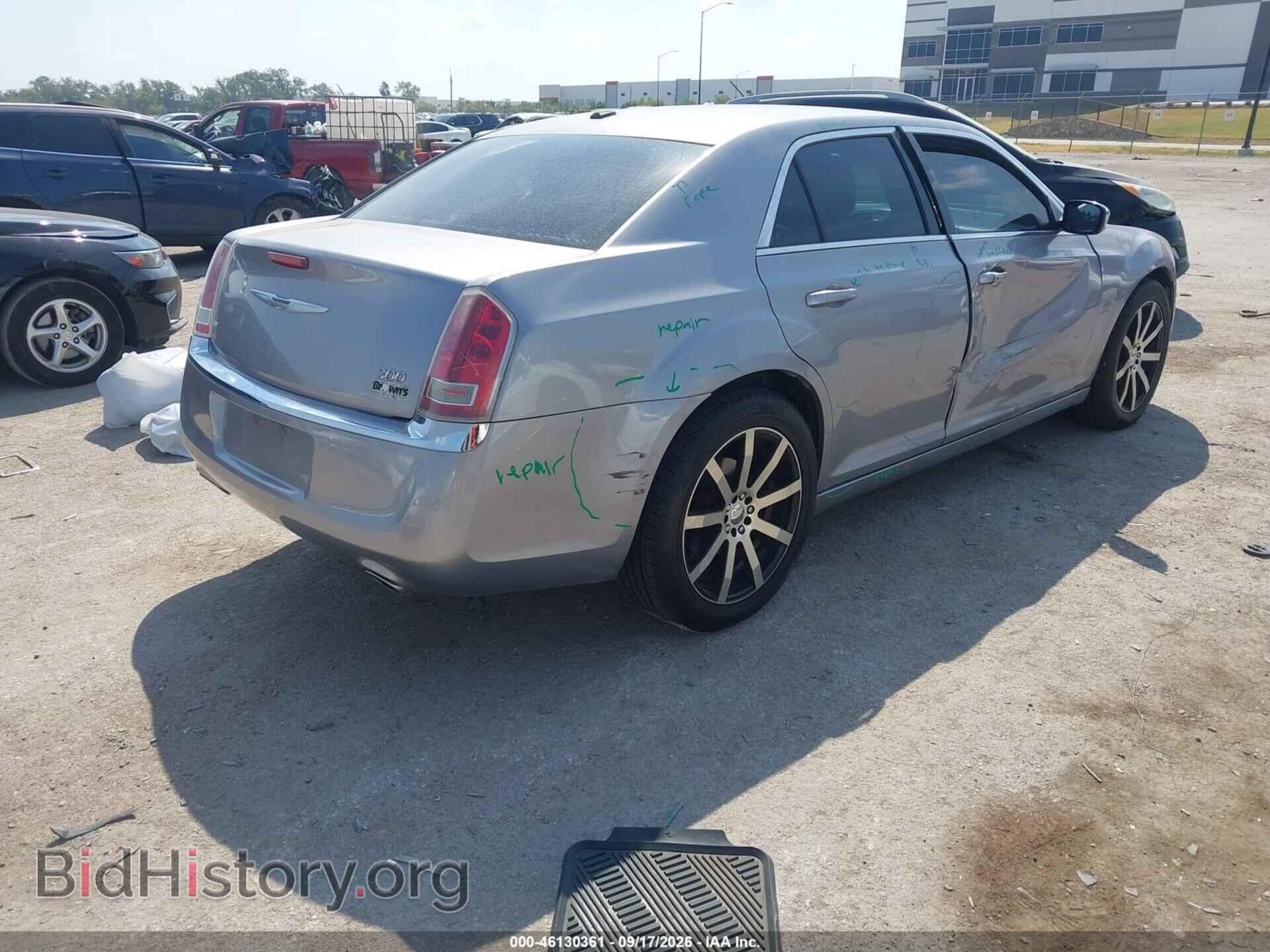 2014 CHRYSLER 300 - VIN: 2C3CCARG3EH253153 - Photo 4