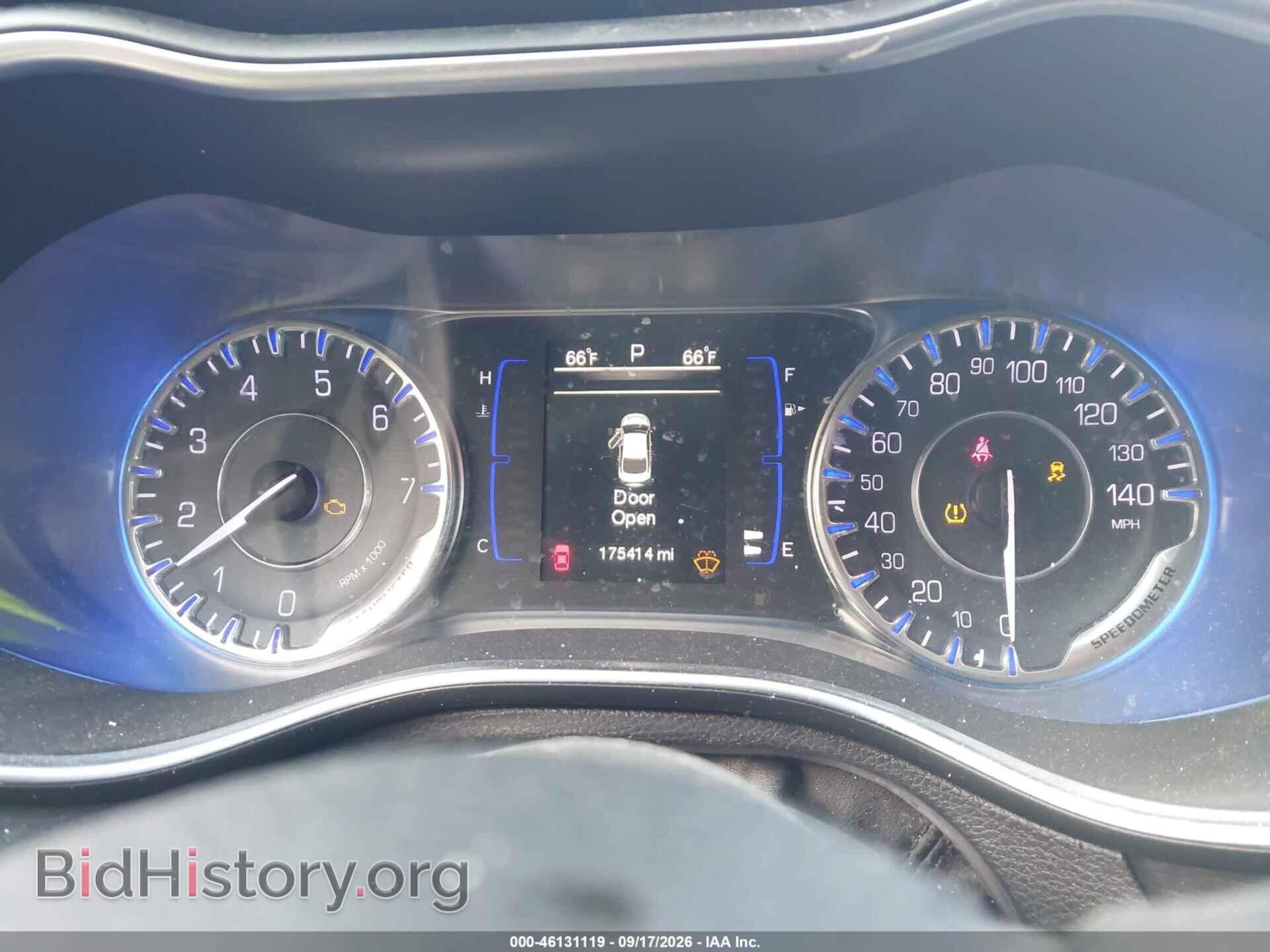 2015 CHRYSLER 200 - VIN: 1C3CCCAB5FN537873 - Фото 7