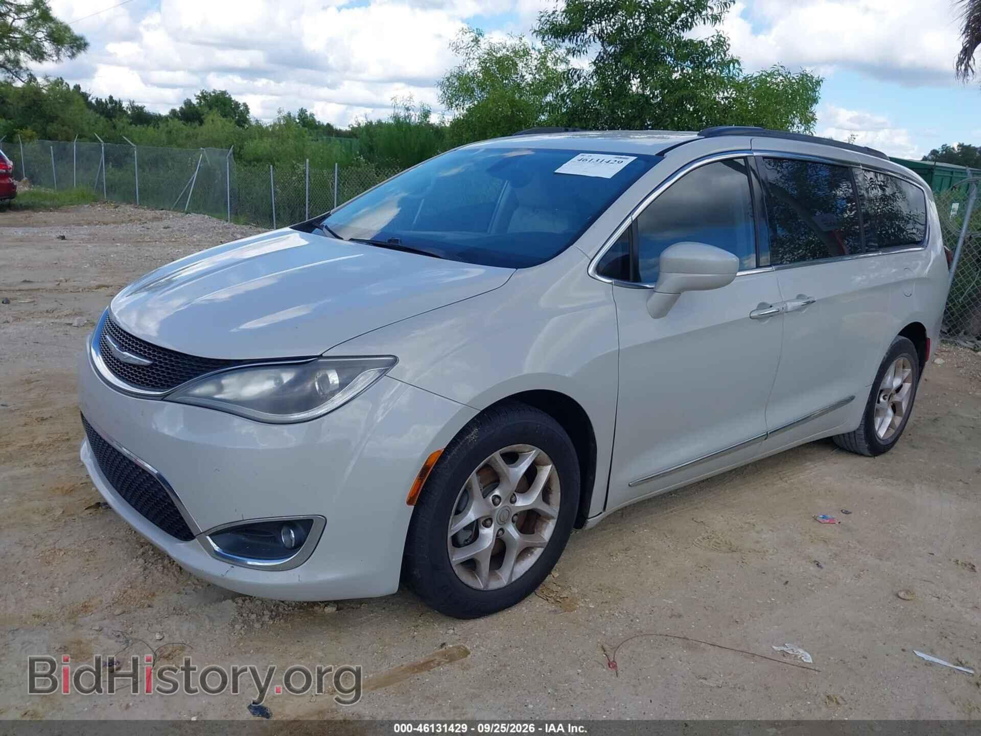 2017 CHRYSLER PACIFICA - VIN: 2C4RC1BG0HR670695 - Фото 2