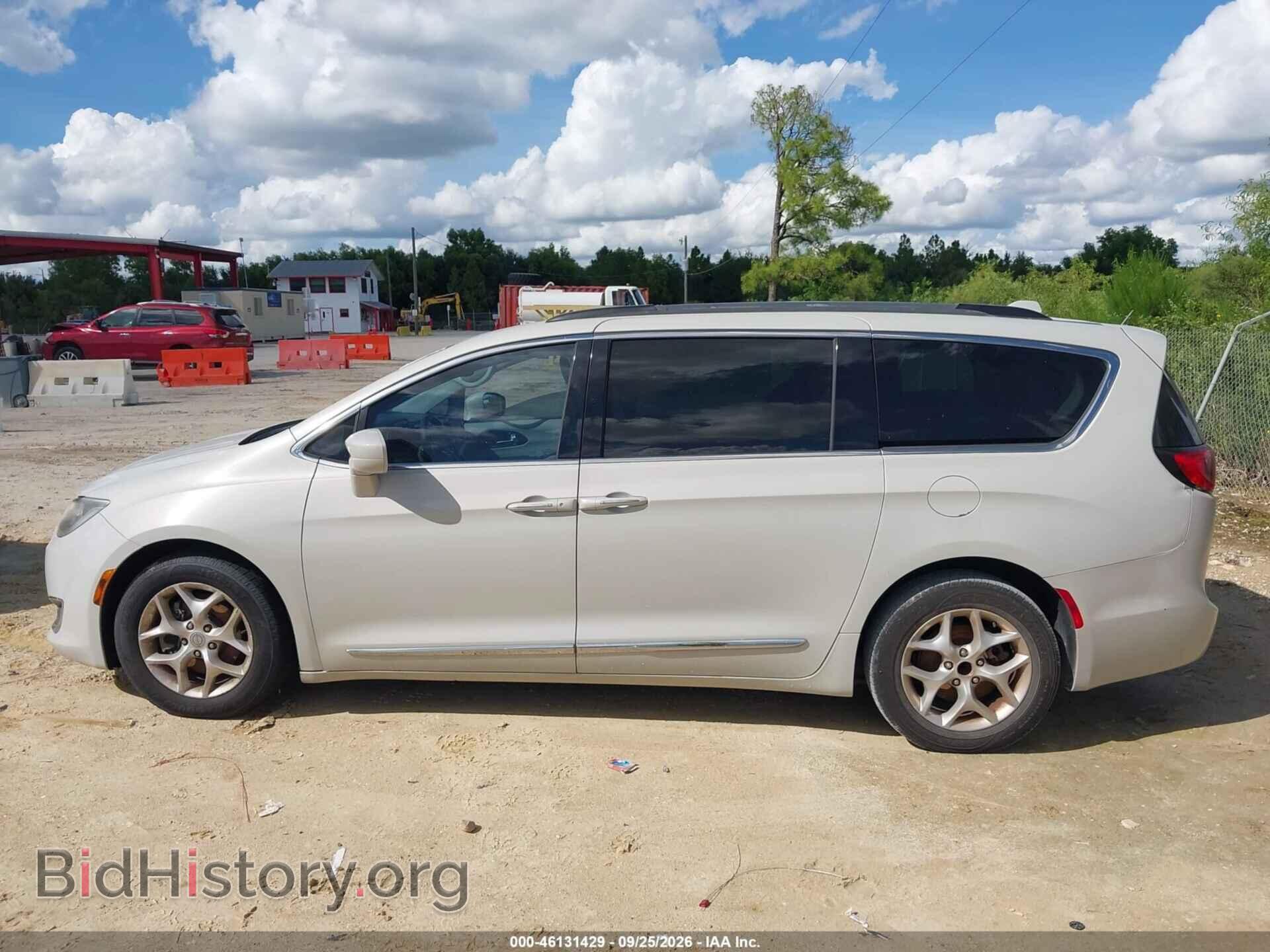 2017 CHRYSLER PACIFICA - VIN: 2C4RC1BG0HR670695 - Фото 14