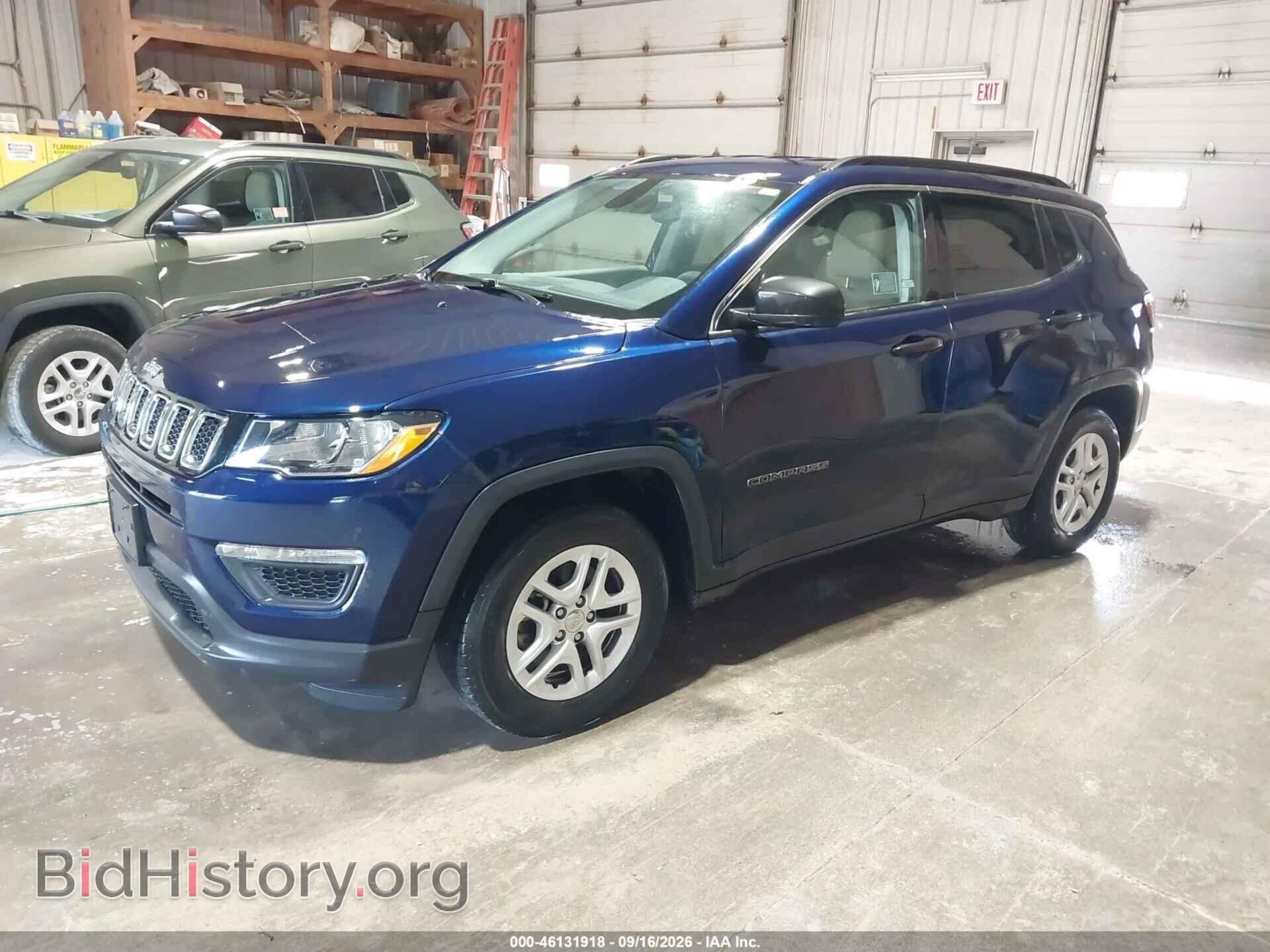 2019 JEEP COMPASS - VIN: 3C4NJCAB6KT793458 - Фото 2