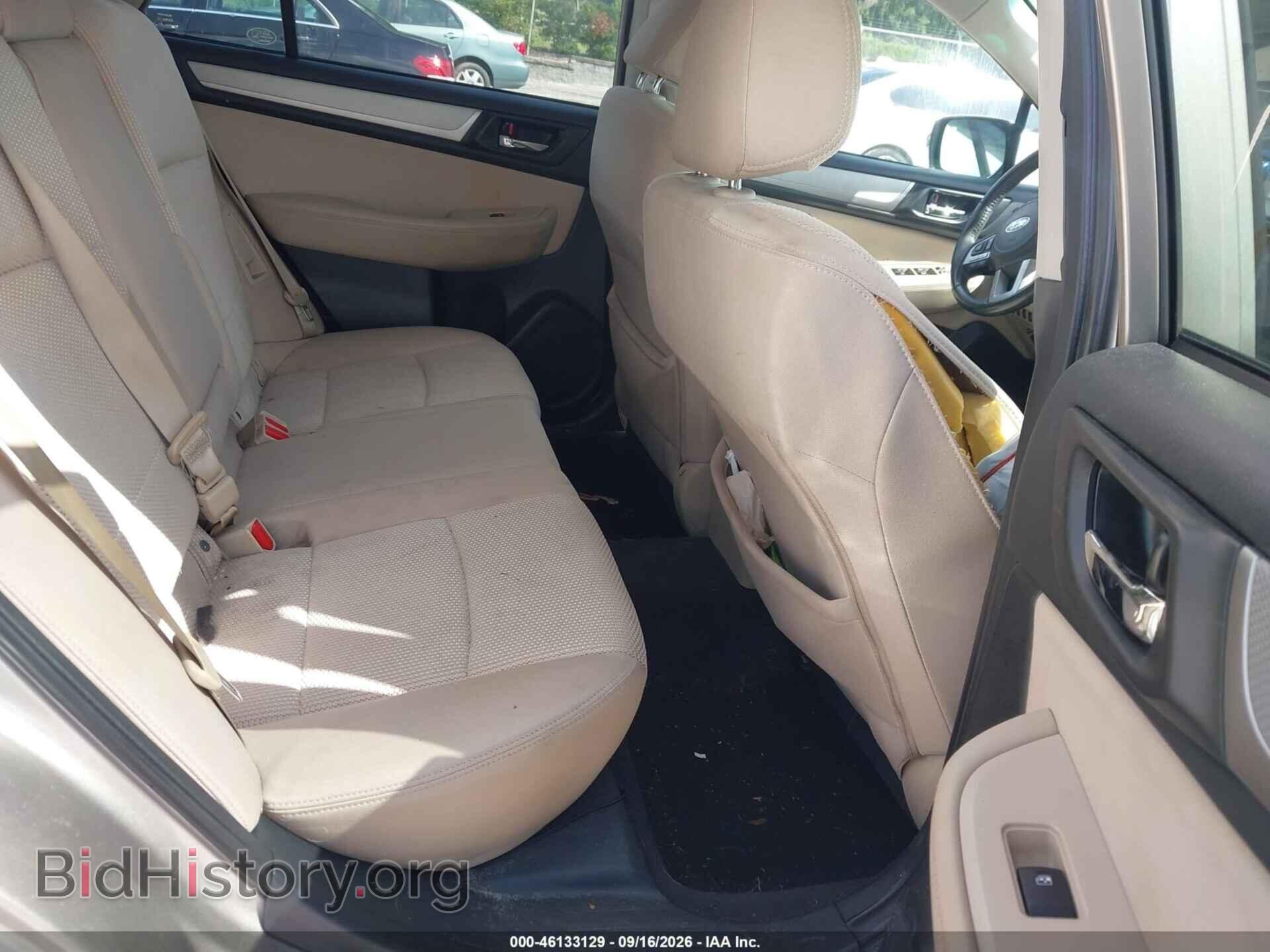 2017 SUBARU OUTBACK - VIN: 4S4BSAFC0H3330933 - Photo 8