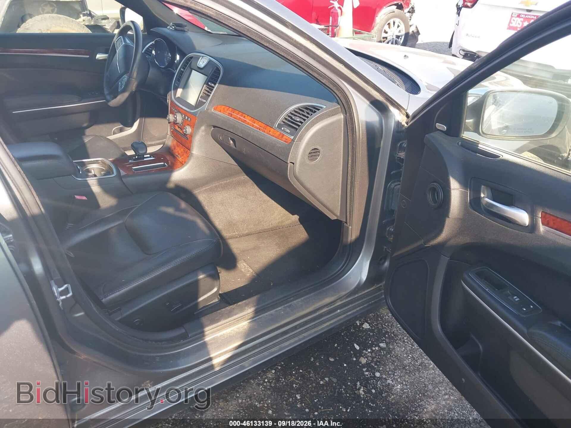 2012 CHRYSLER 300 - VIN: 2C3CCACG8CH265692 - Фото 5