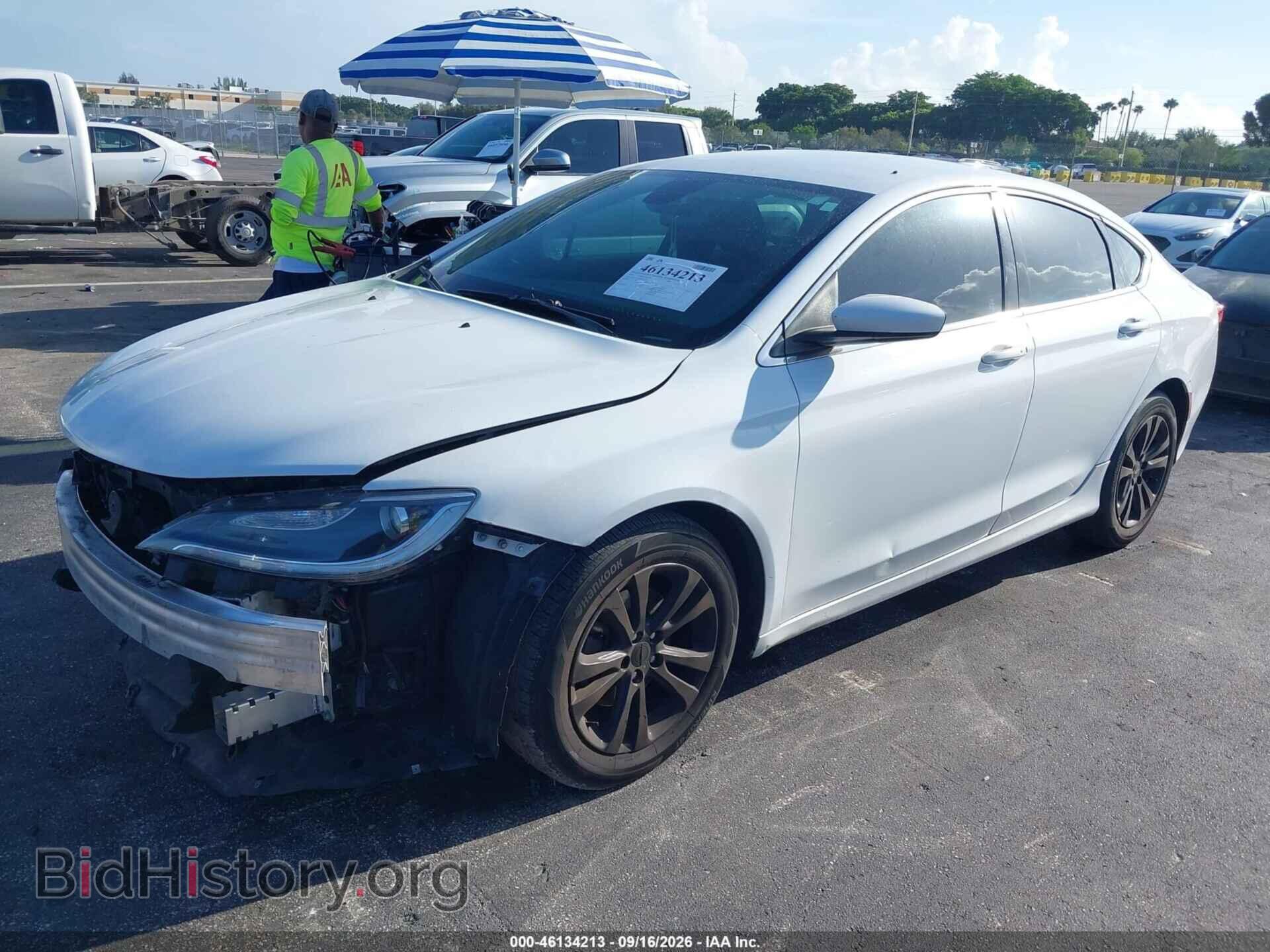 2016 CHRYSLER 200 - VIN: 1C3CCCABXGN140936 - Photo 2