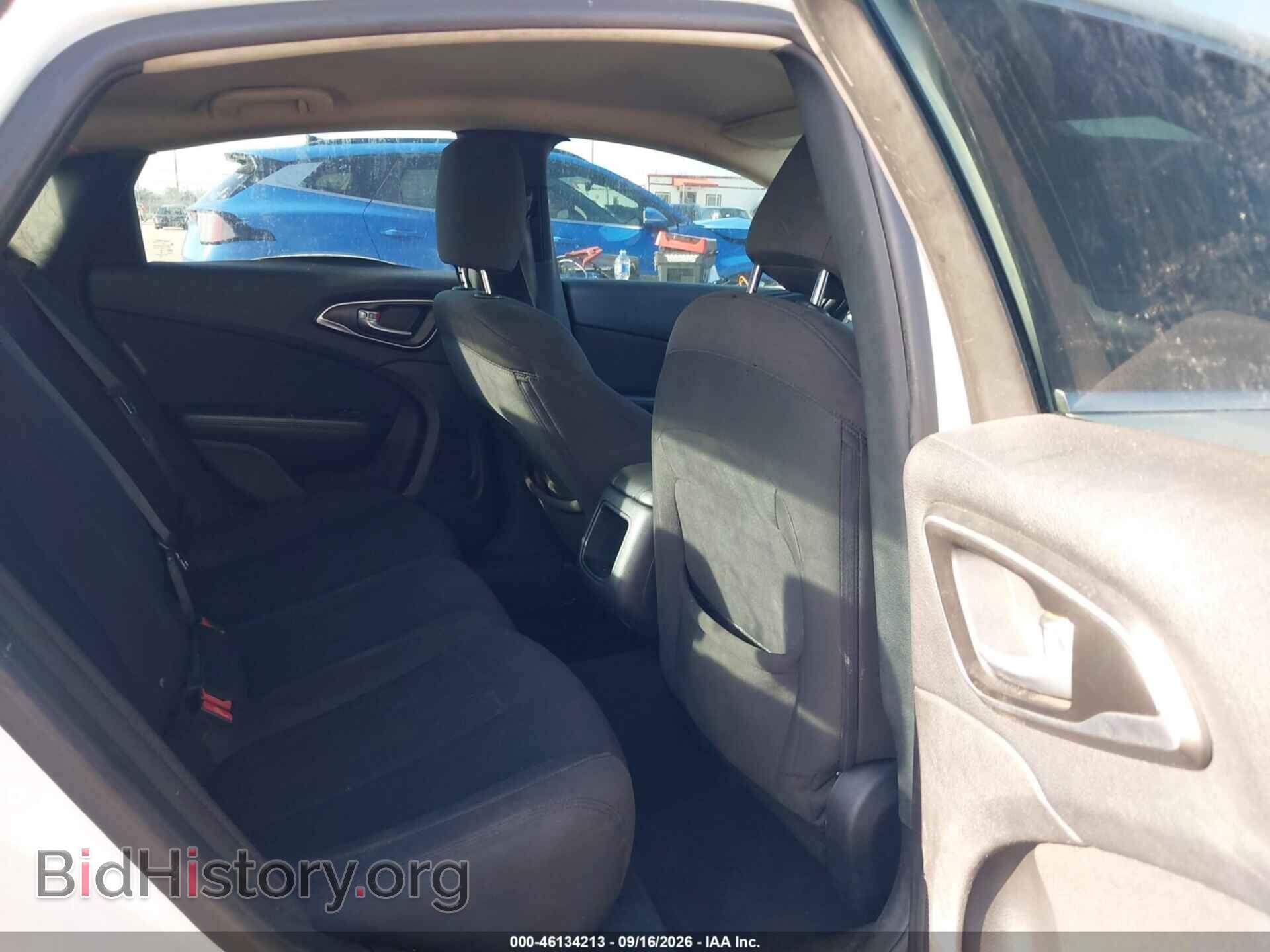 2016 CHRYSLER 200 - VIN: 1C3CCCABXGN140936 - Photo 8