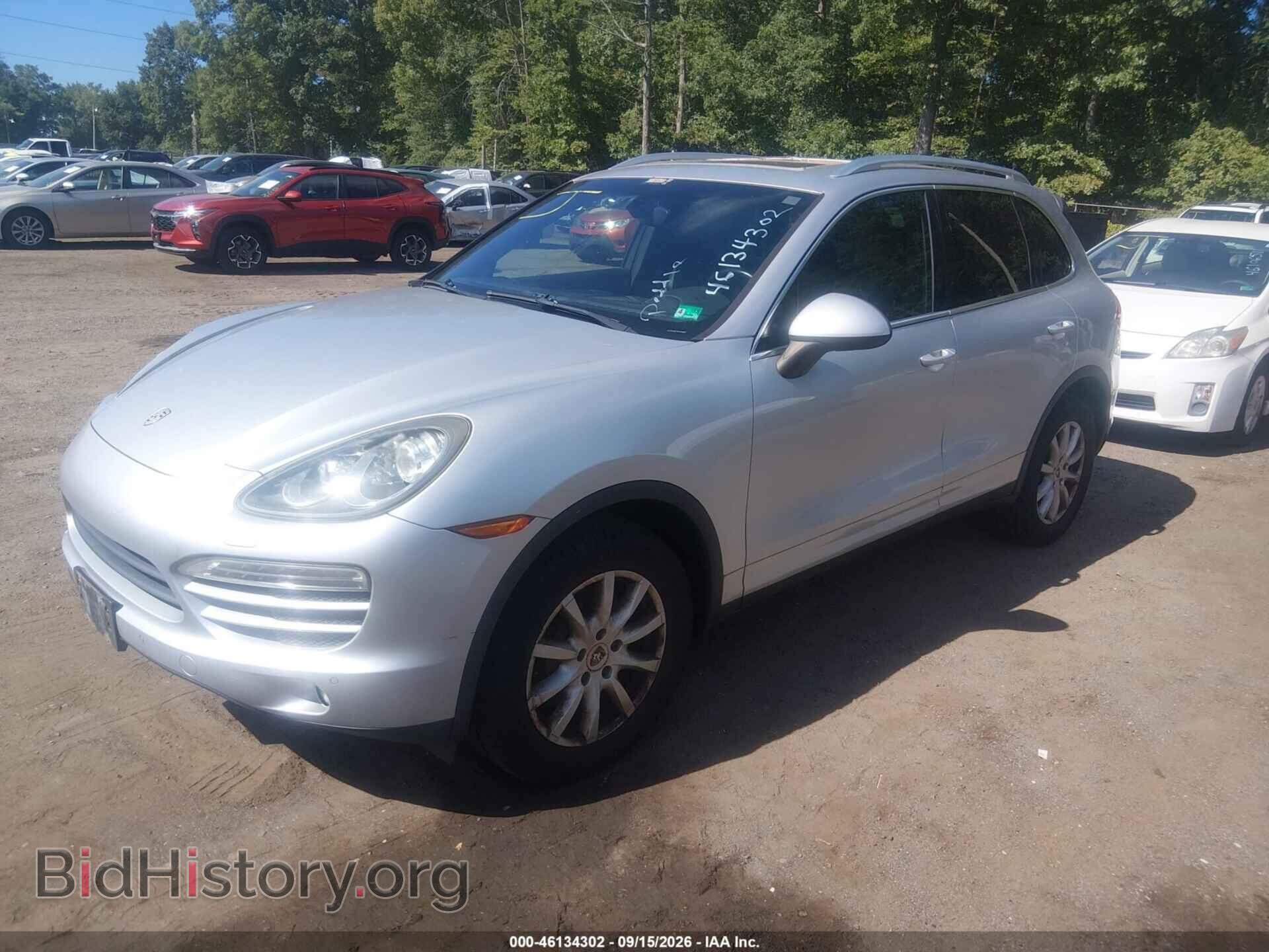 2011 PORSCHE CAYENNE - VIN: WP1AA2A21BLA09867 - Photo 2