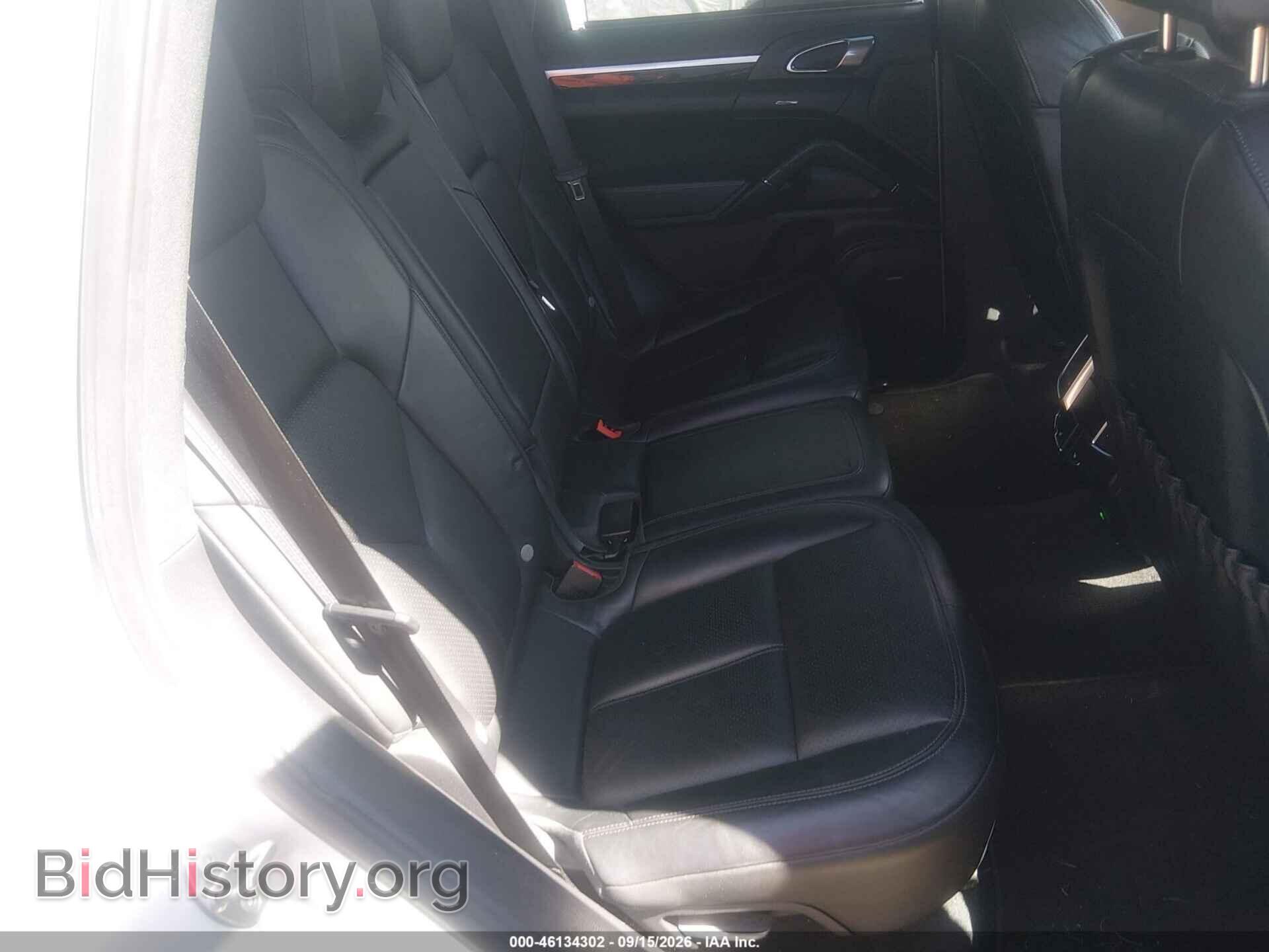 2011 PORSCHE CAYENNE - VIN: WP1AA2A21BLA09867 - Photo 8
