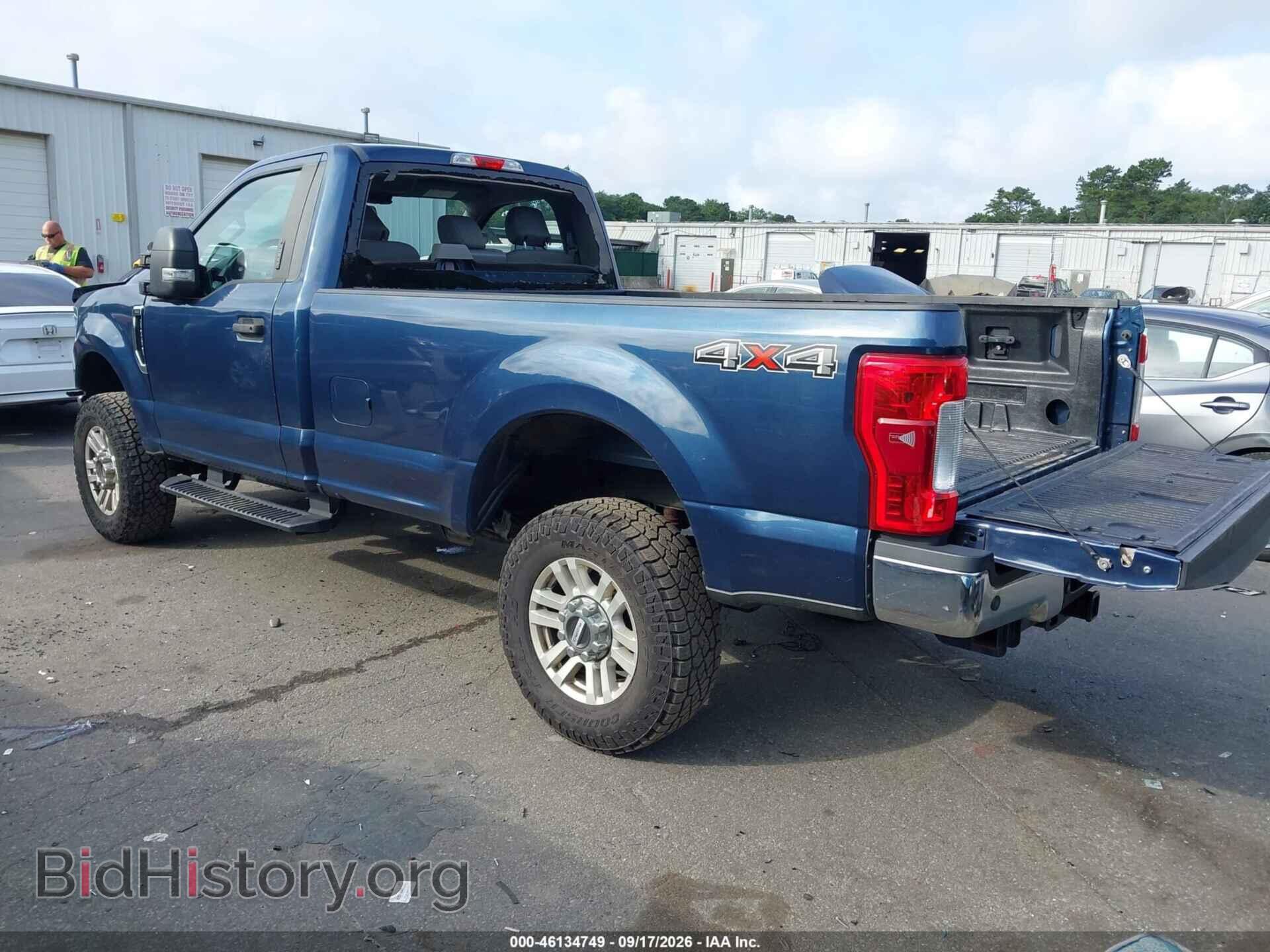 2017 FORD F-250 - VIN: 1FTBF2B66HEB44011 - Фото 3