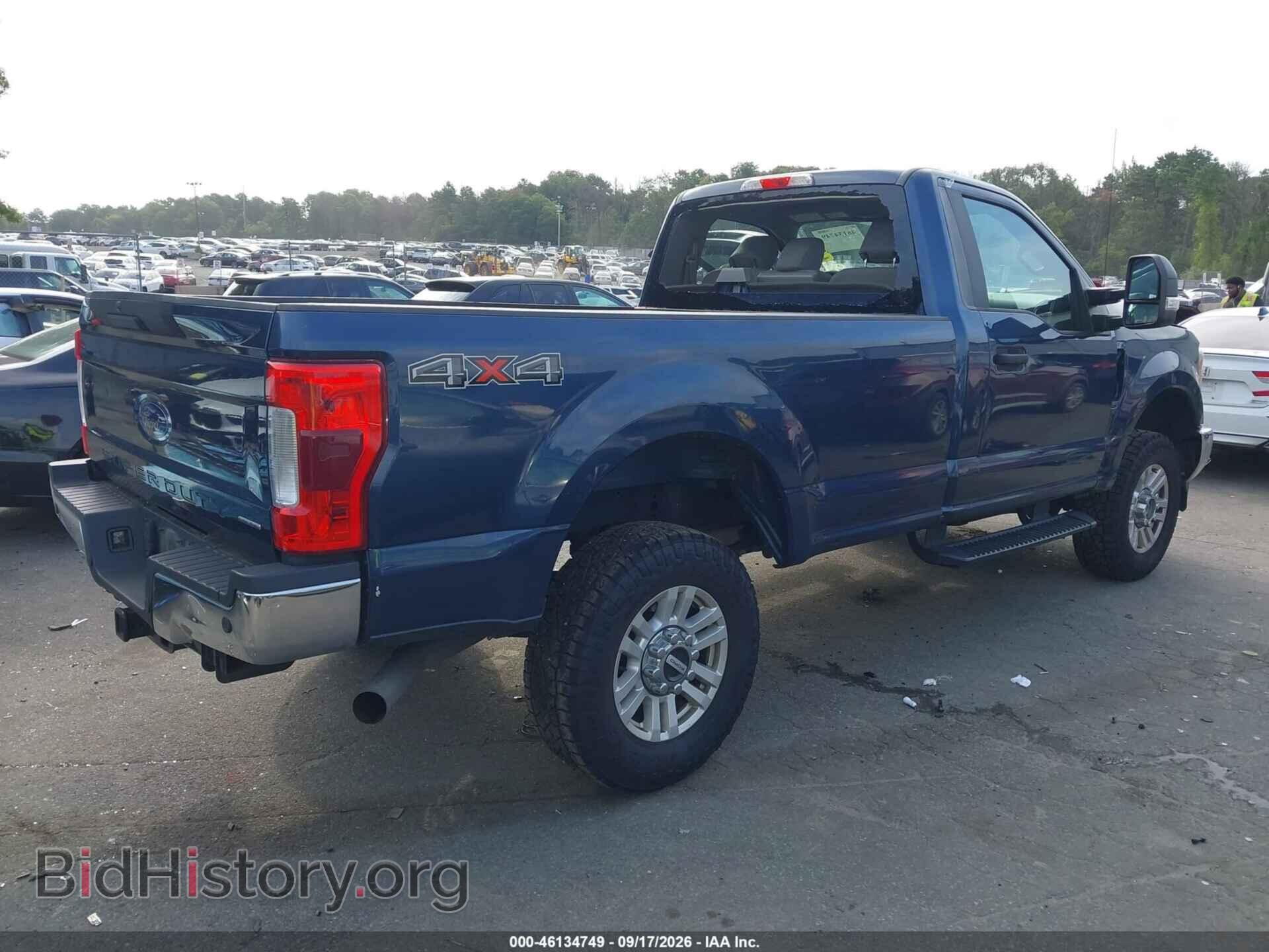 2017 FORD F-250 - VIN: 1FTBF2B66HEB44011 - Фото 4