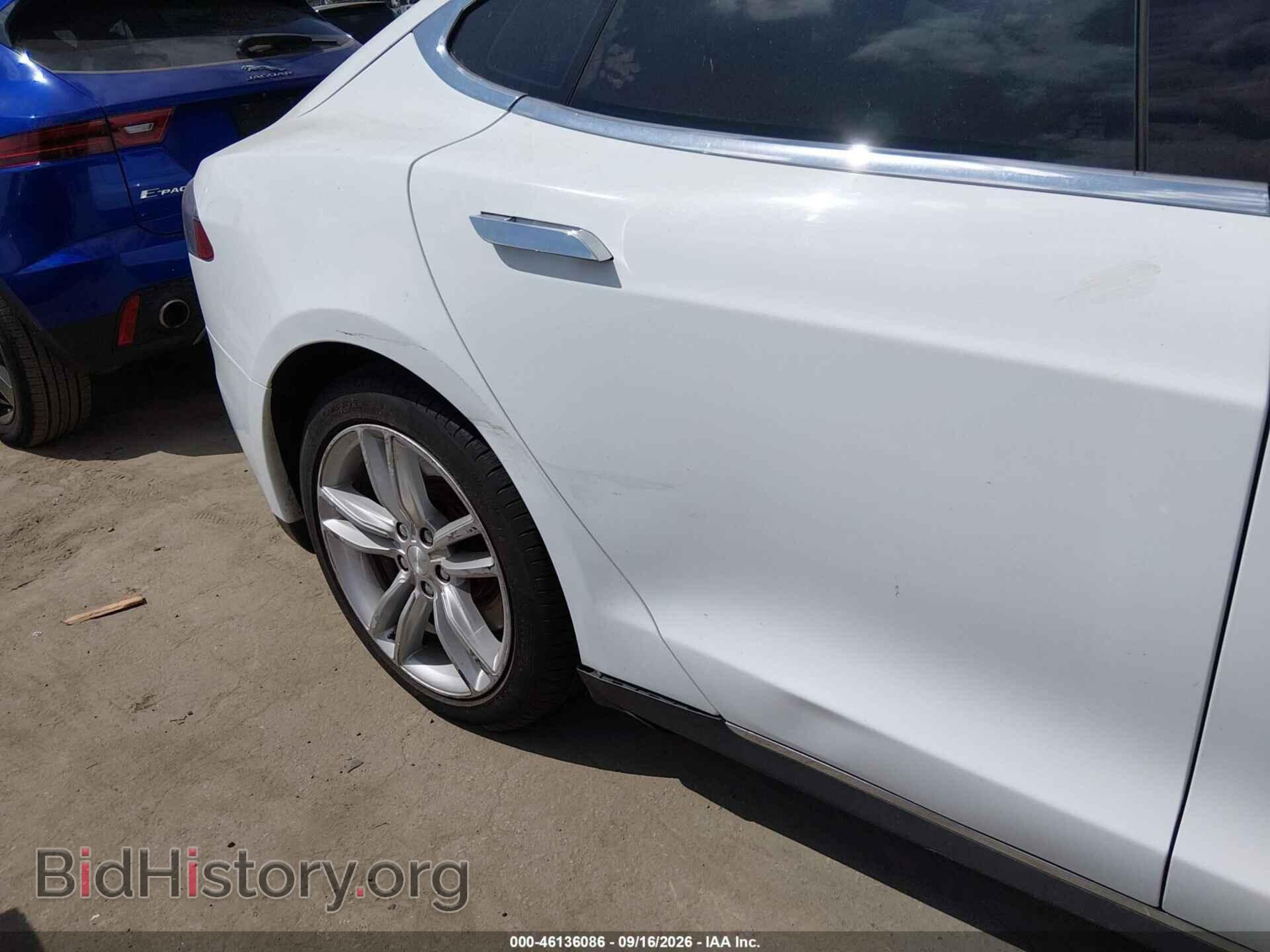 2015 TESLA MODEL S - VIN: 5YJSA1S24FF093867 - Фото 6