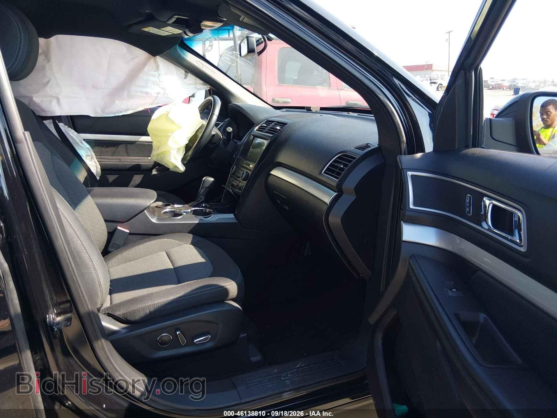 2017 Ford EXPLORER (VIN 1FM5K7D83HGA37759) — photo 5 of 15