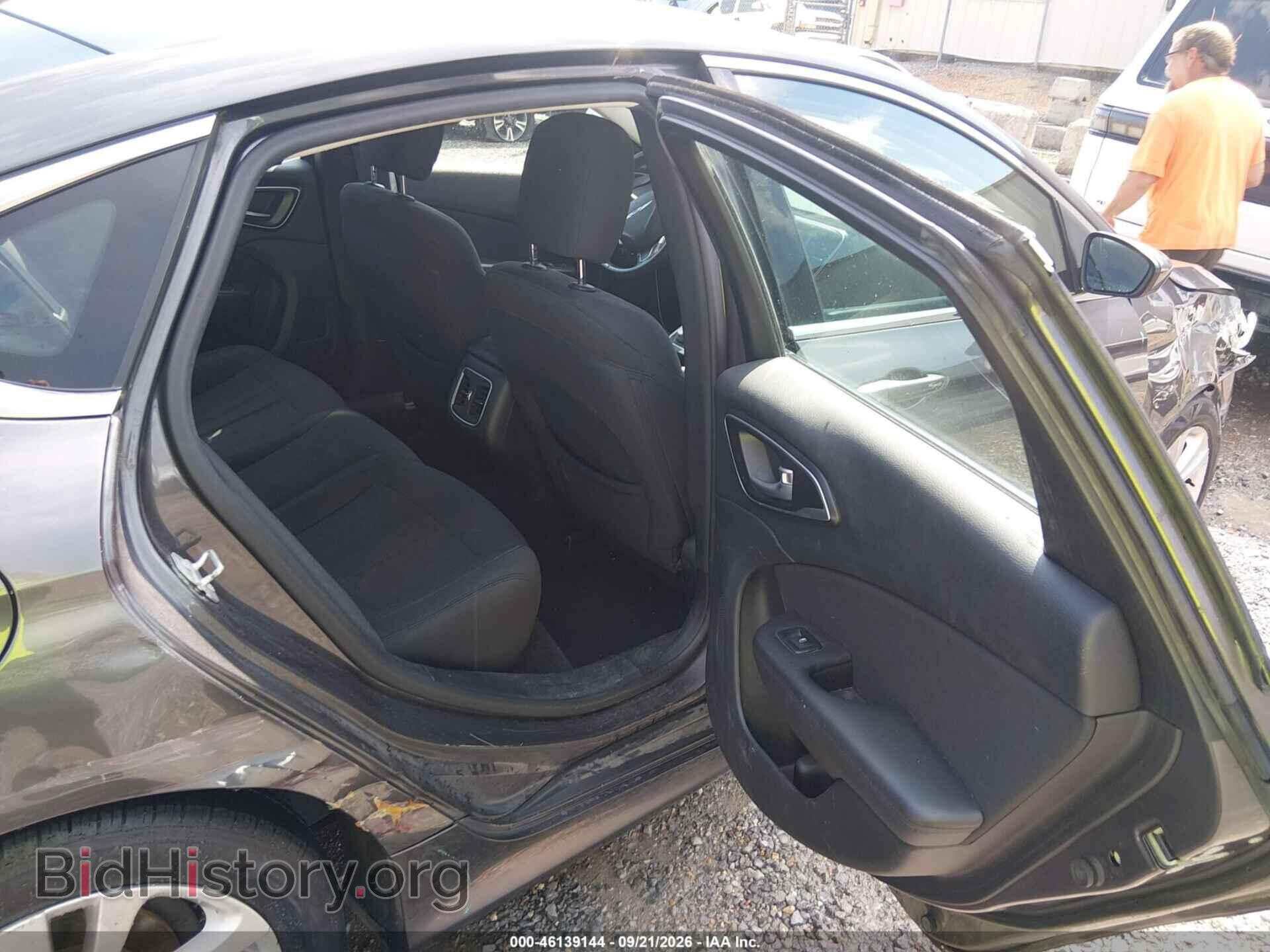 2016 CHRYSLER 200 - VIN: 1C3CCCAB1GN144227 - Photo 8