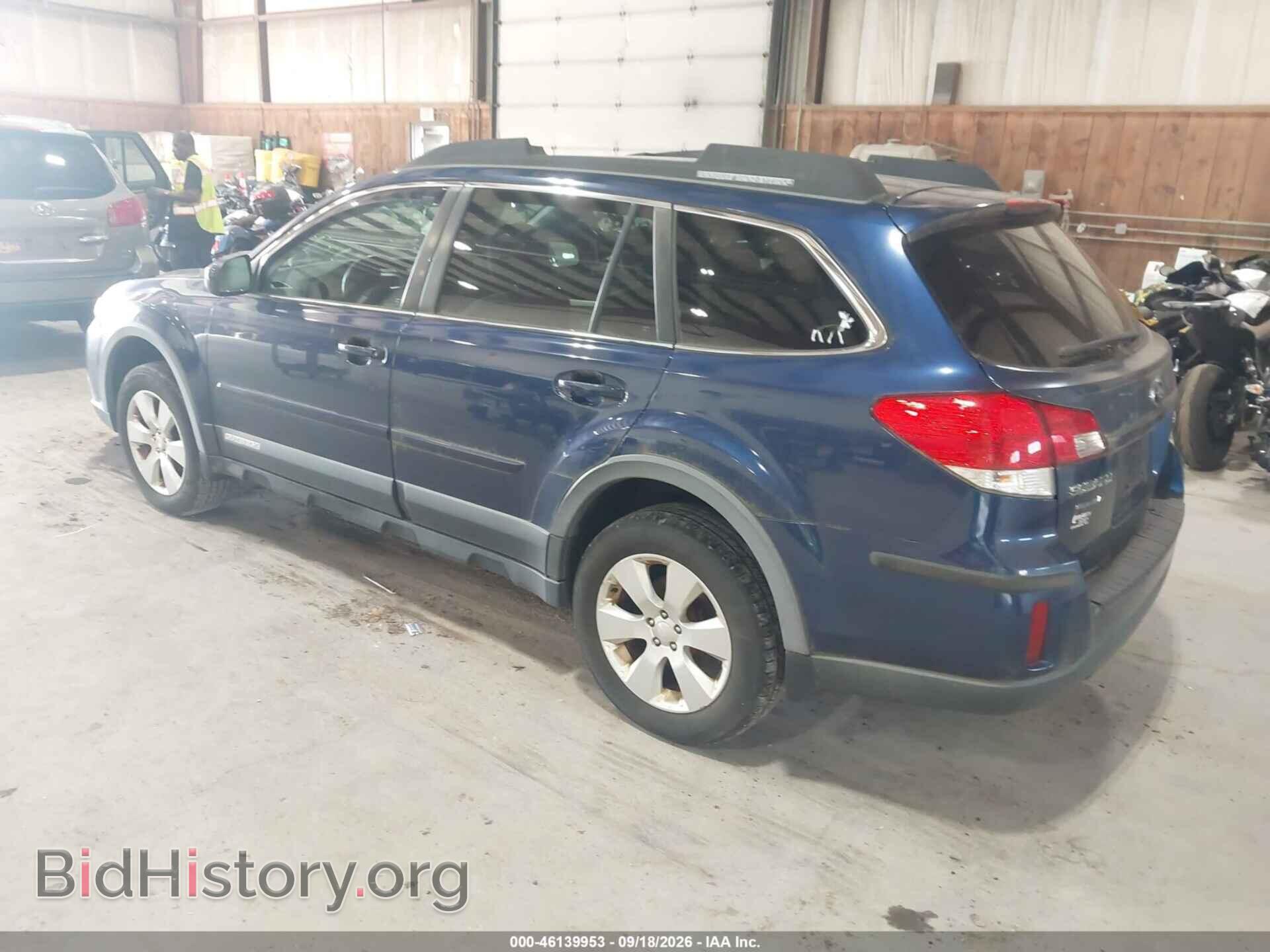 2011 SUBARU OUTBACK - VIN: 4S4BRBCC9B3434429 - Photo 3