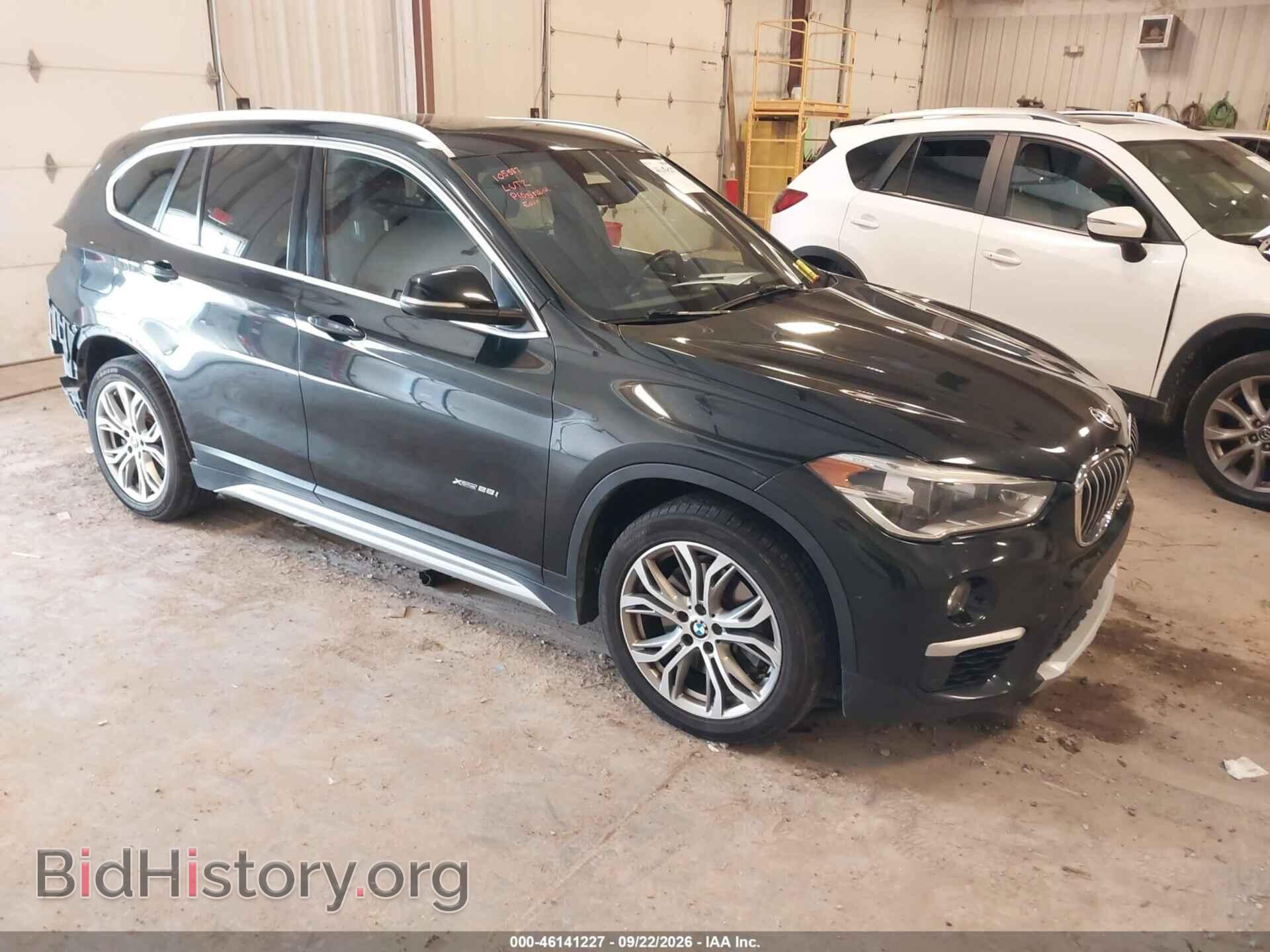 Фотография WBXHT3Z38H4A65665 - BMW X1 2017