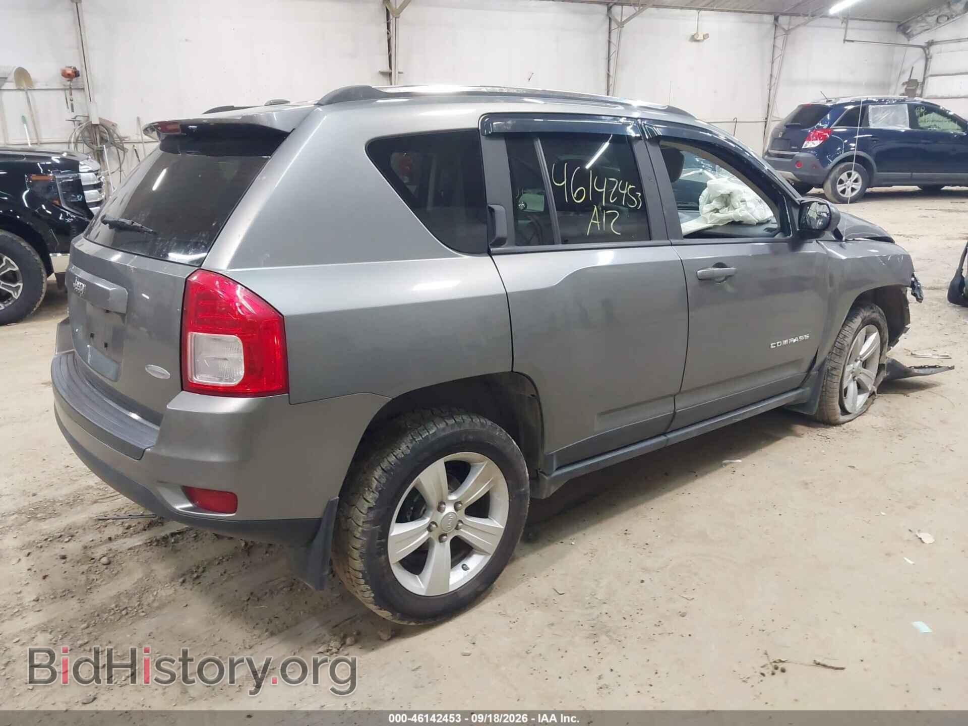 2012 JEEP COMPASS - VIN: 1C4NJDEB6CD599231 - Photo 4