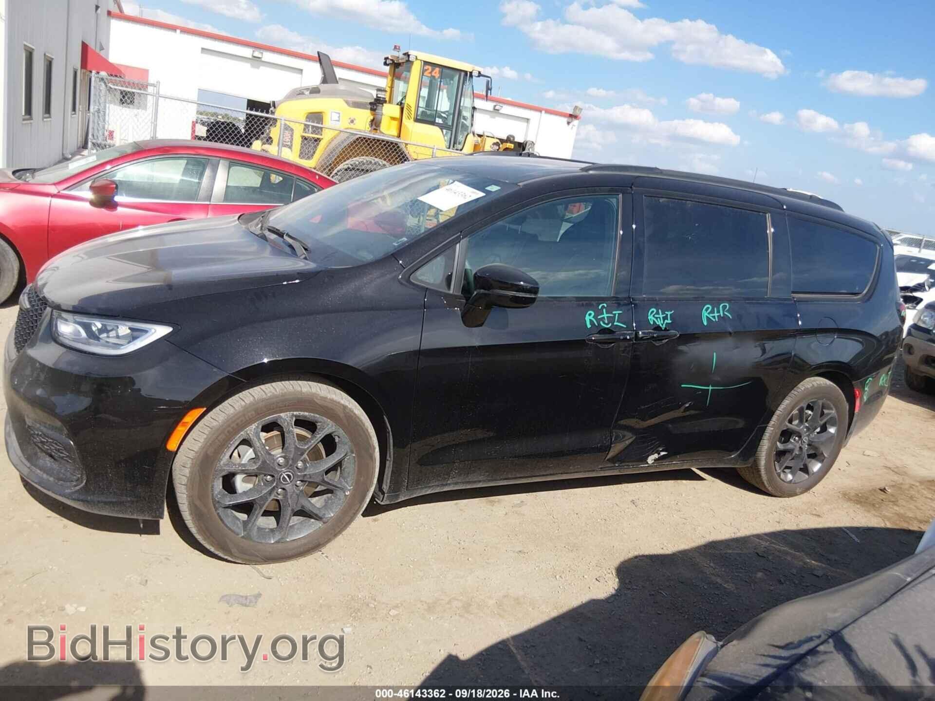 2025 CHRYSLER PACIFICA - VIN: 2C4RC1GG3SR584832 - Photo 14