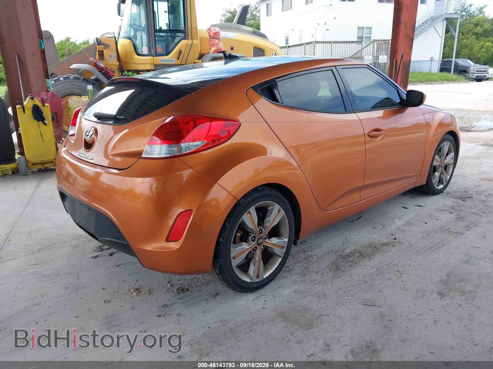 2016 HYUNDAI VELOSTER - VIN: KMHTC6AD2GU292001 - Фото 4