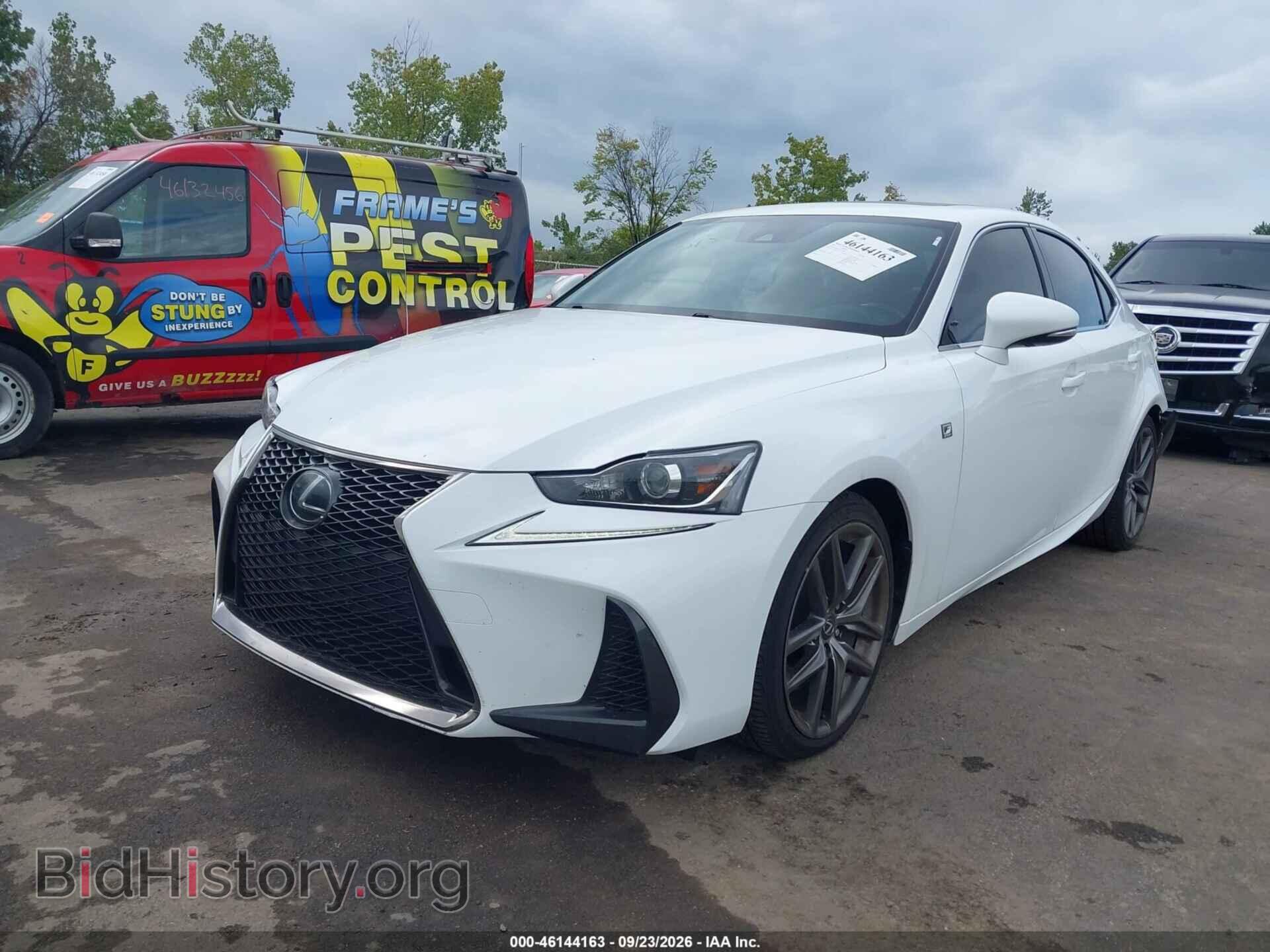 2017 LEXUS IS 300 - VIN: JTHCM1D21H5021794 - Photo 2