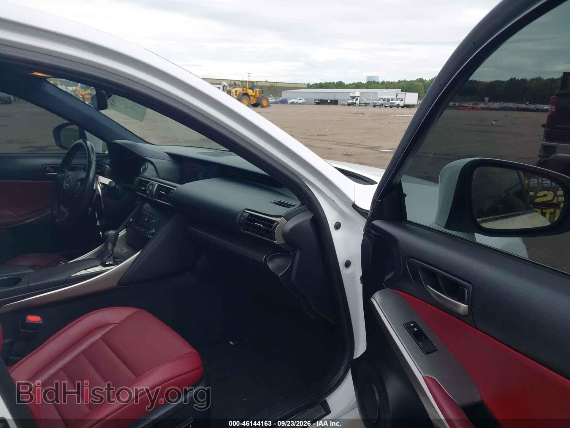 2017 LEXUS IS 300 - VIN: JTHCM1D21H5021794 - Photo 5
