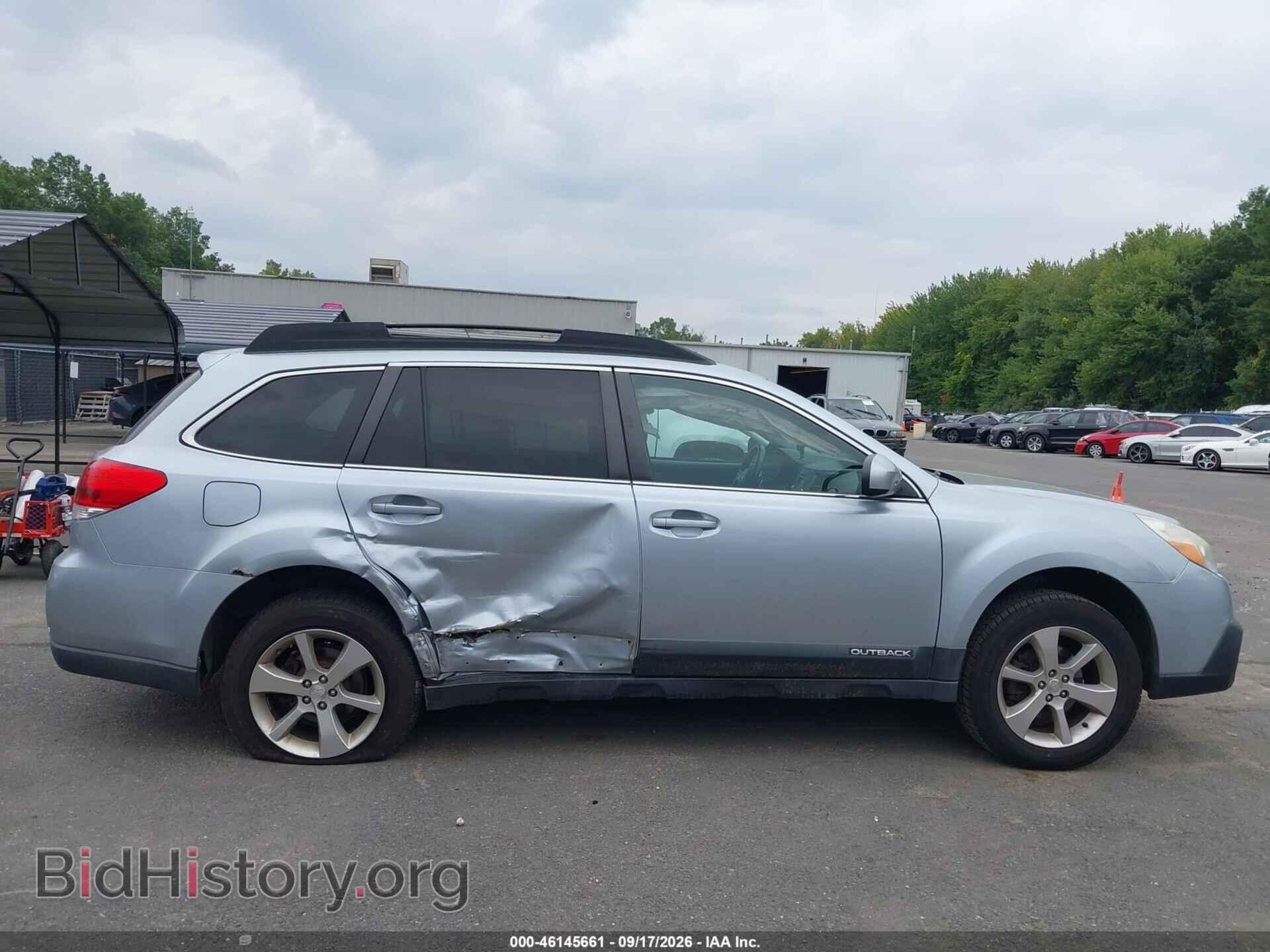 2014 SUBARU OUTBACK - VIN: 4S4BRBLC9E3254789 - Photo 13