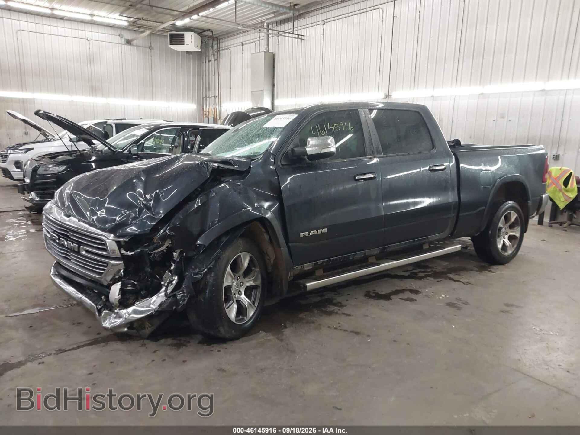 2019 RAM 1500 - VIN: 1C6SRFRT3KN555391 - Фото 2