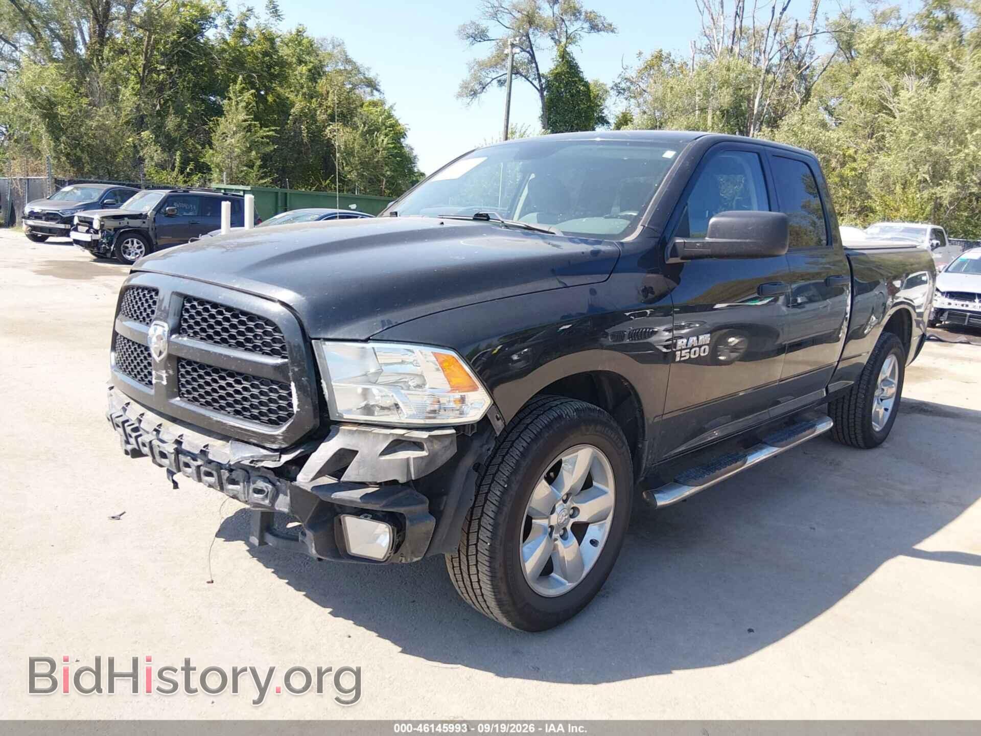 2018 RAM 1500 - VIN: 1C6RR7FG5JS352434 - Фото 2