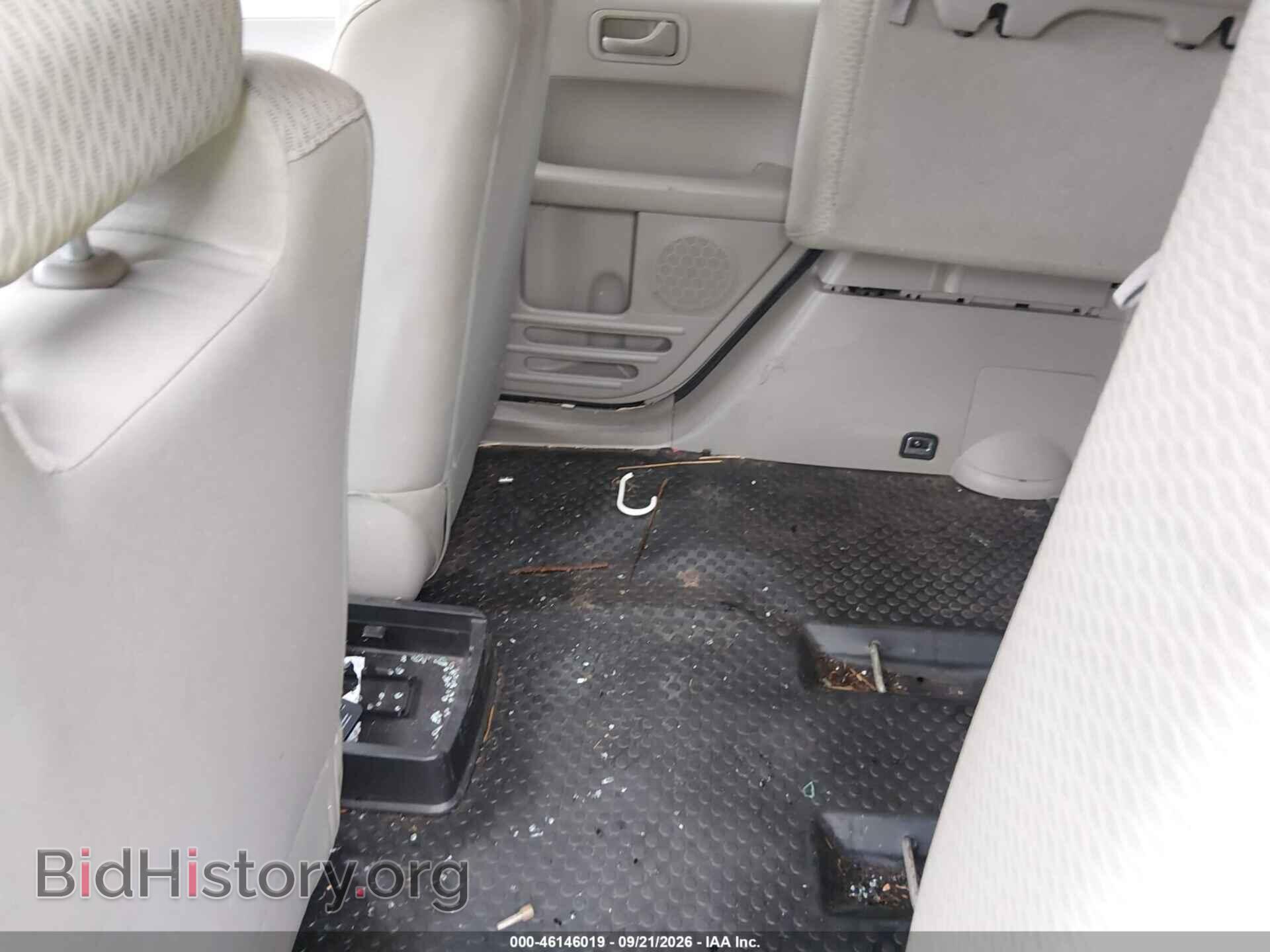 2011 HONDA ELEMENT - VIN: 5J6YH1H32BL002425 - Фото 8