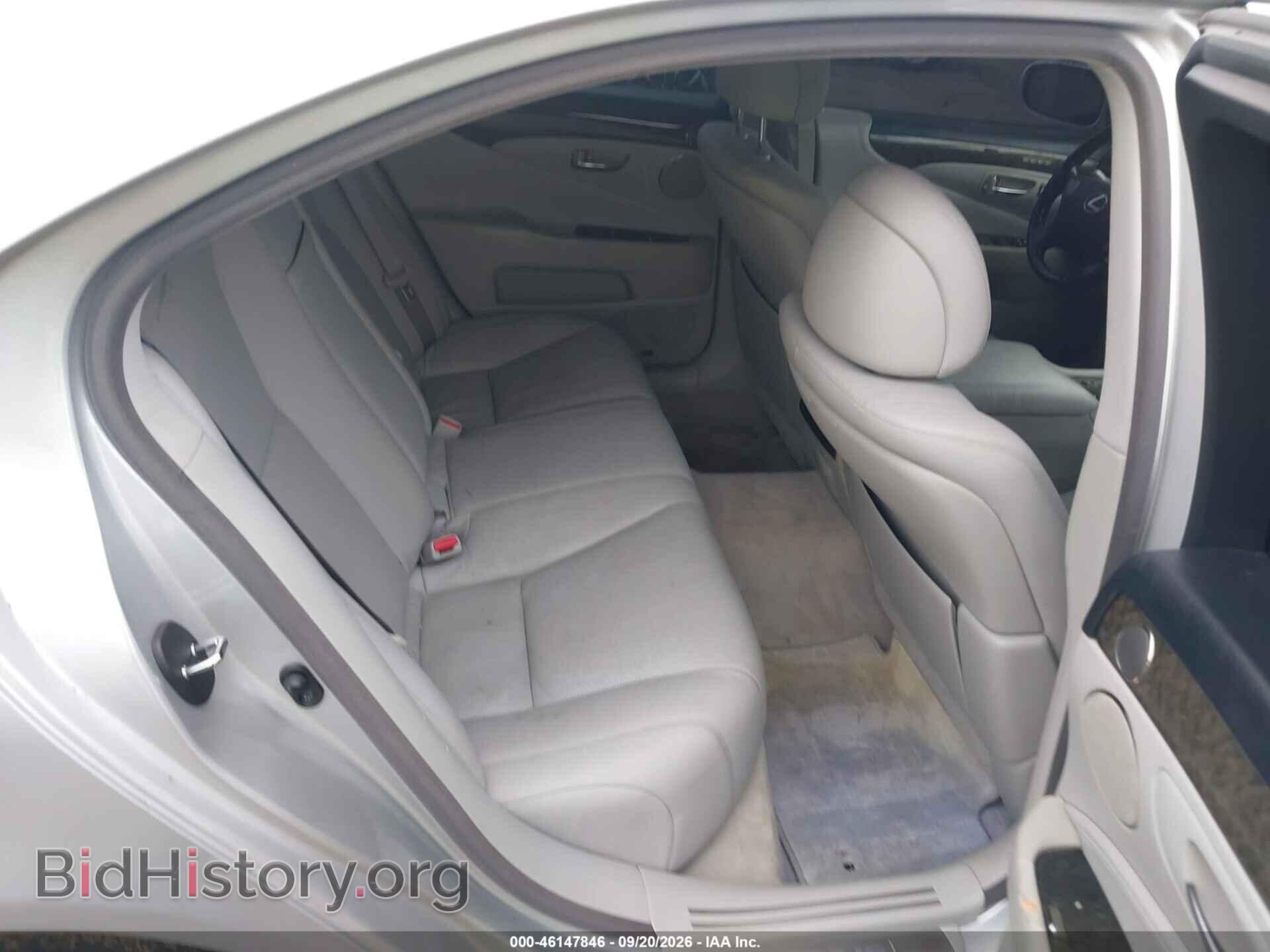 2007 LEXUS LS 460 - VIN: JTHBL46FX75011831 - Photo 8