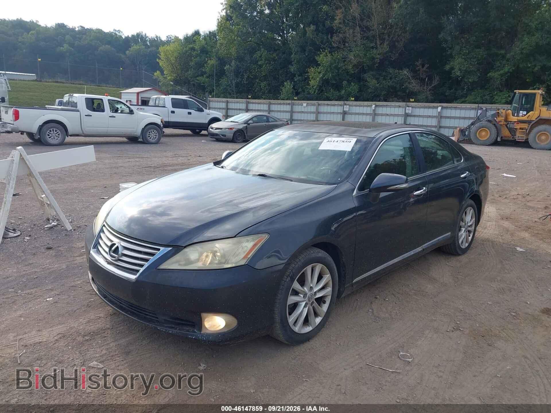 2011 LEXUS ES 350 - VIN: JTHBK1EG9B2432610 - Photo 2