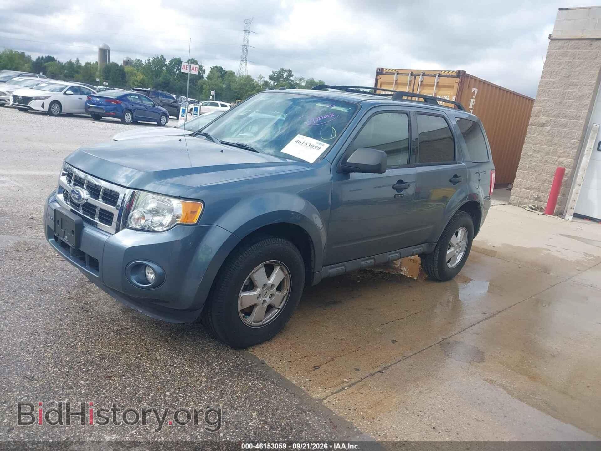 2011 FORD ESCAPE - VIN: 1FMCU9DG8BKB52379 - Фото 2