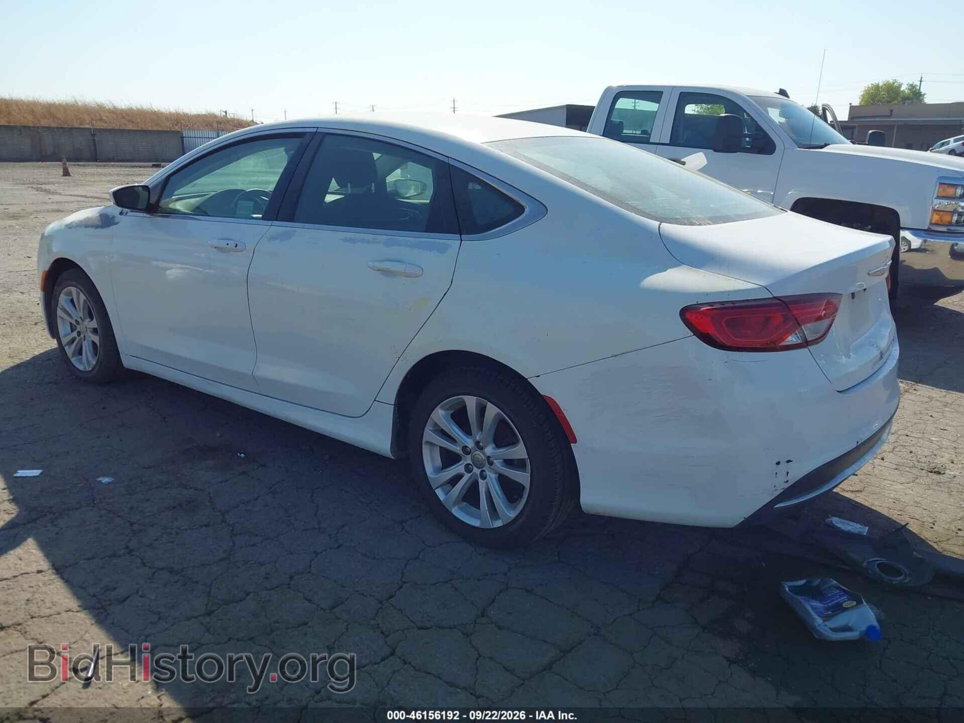 2015 CHRYSLER 200 - VIN: 1C3CCCABXFN577821 - Фото 3