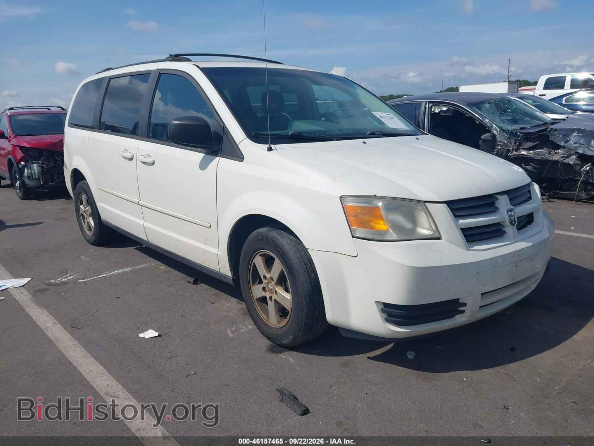 2010 Dodge GRAND CARAVAN Hero (VIN 2D4RN3D10AR342829) — фото 1 из 16, IAAI, повреждение: правая передняя часть