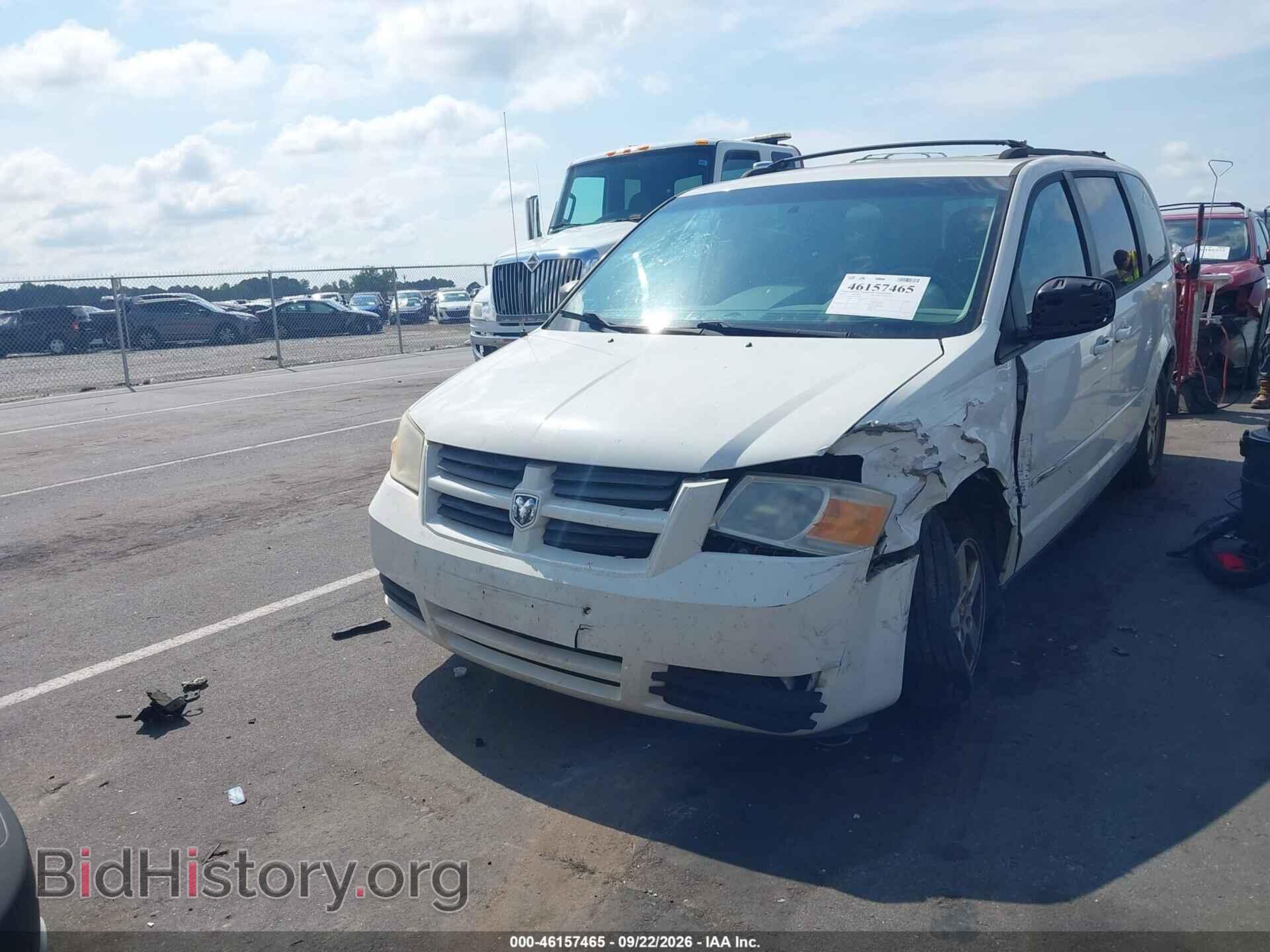 2010 Dodge GRAND CARAVAN (VIN 2D4RN3D10AR342829) — фото 2 из 16