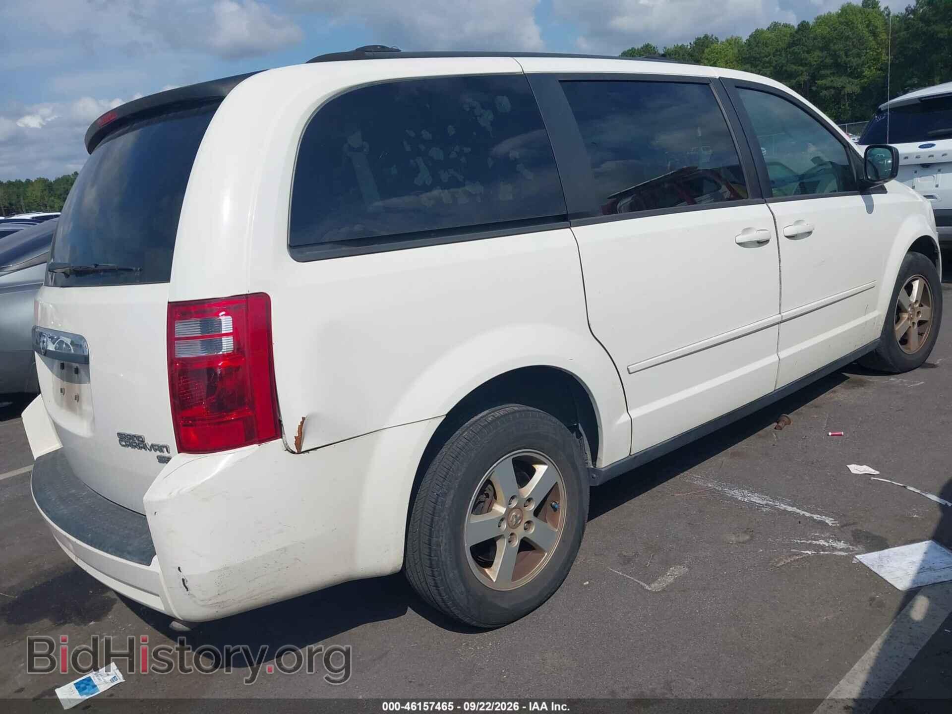 2010 Dodge GRAND CARAVAN (VIN 2D4RN3D10AR342829) — фото 4 из 16