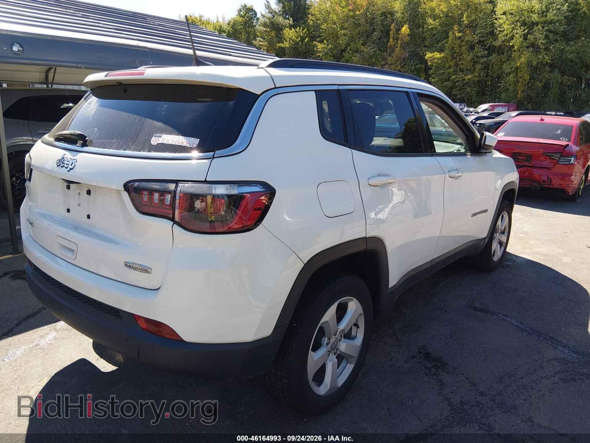 2020 Jeep COMPASS (VIN 3C4NJDBB6LT229167) — photo 4 of 16